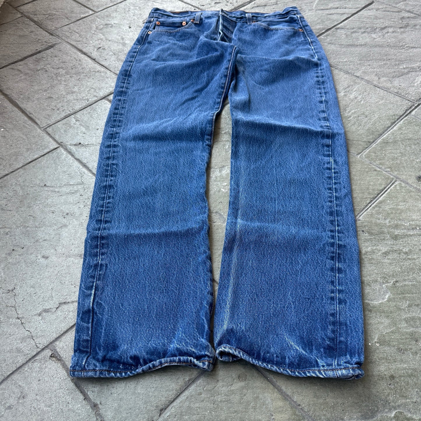Pantalon Levis De Hombre Talla 35x34 Color Azul Corte Recto 501