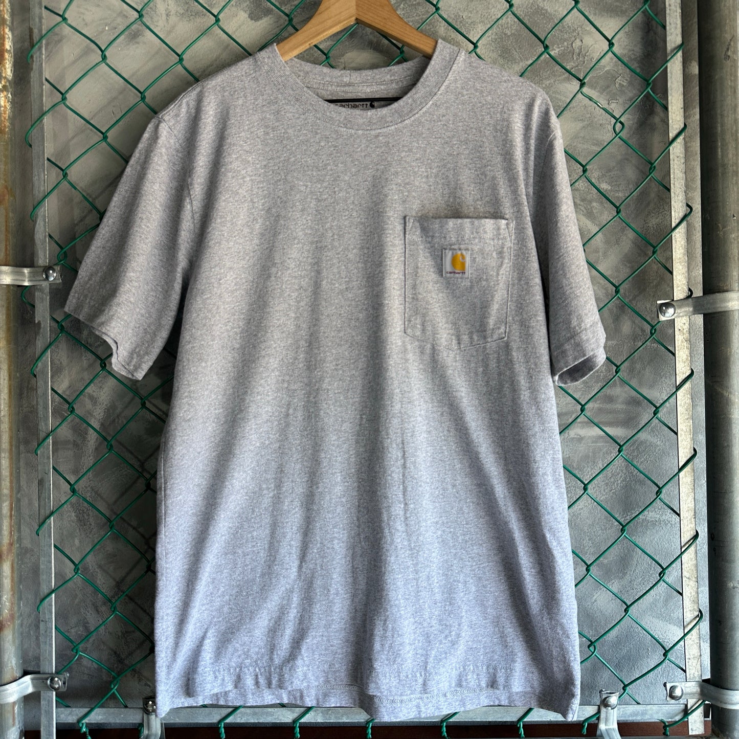 Camisa Carhartt De Hombre Talla M Color Gris Con Bolsillo Como Nueva