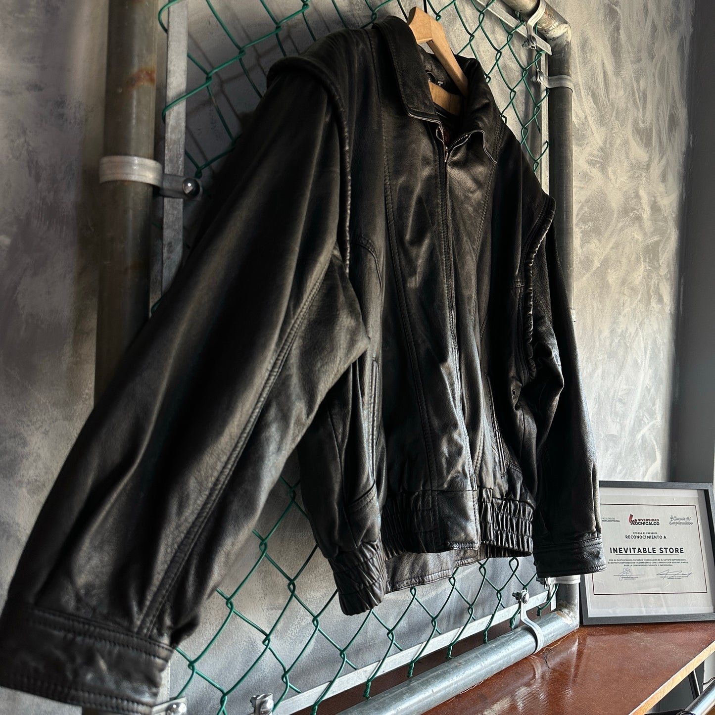 Chamarra De Cuero Vintage Mirage De Hombre Talla L Color Negro Piel Geniuna
