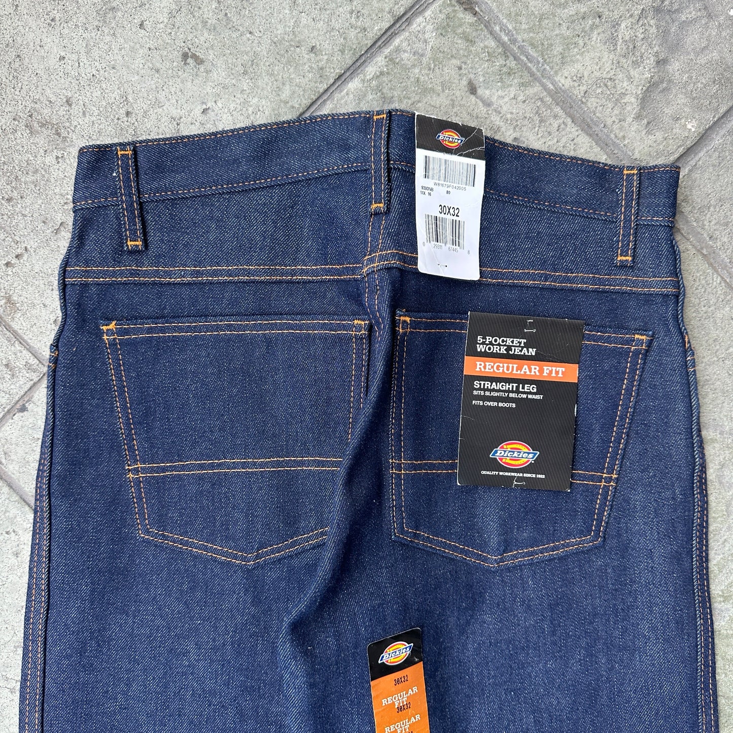 Pantalon Dickies De Hombre Talla 30x32 Color Azul Nuevo Con etiquetas Corte Regular o Recto