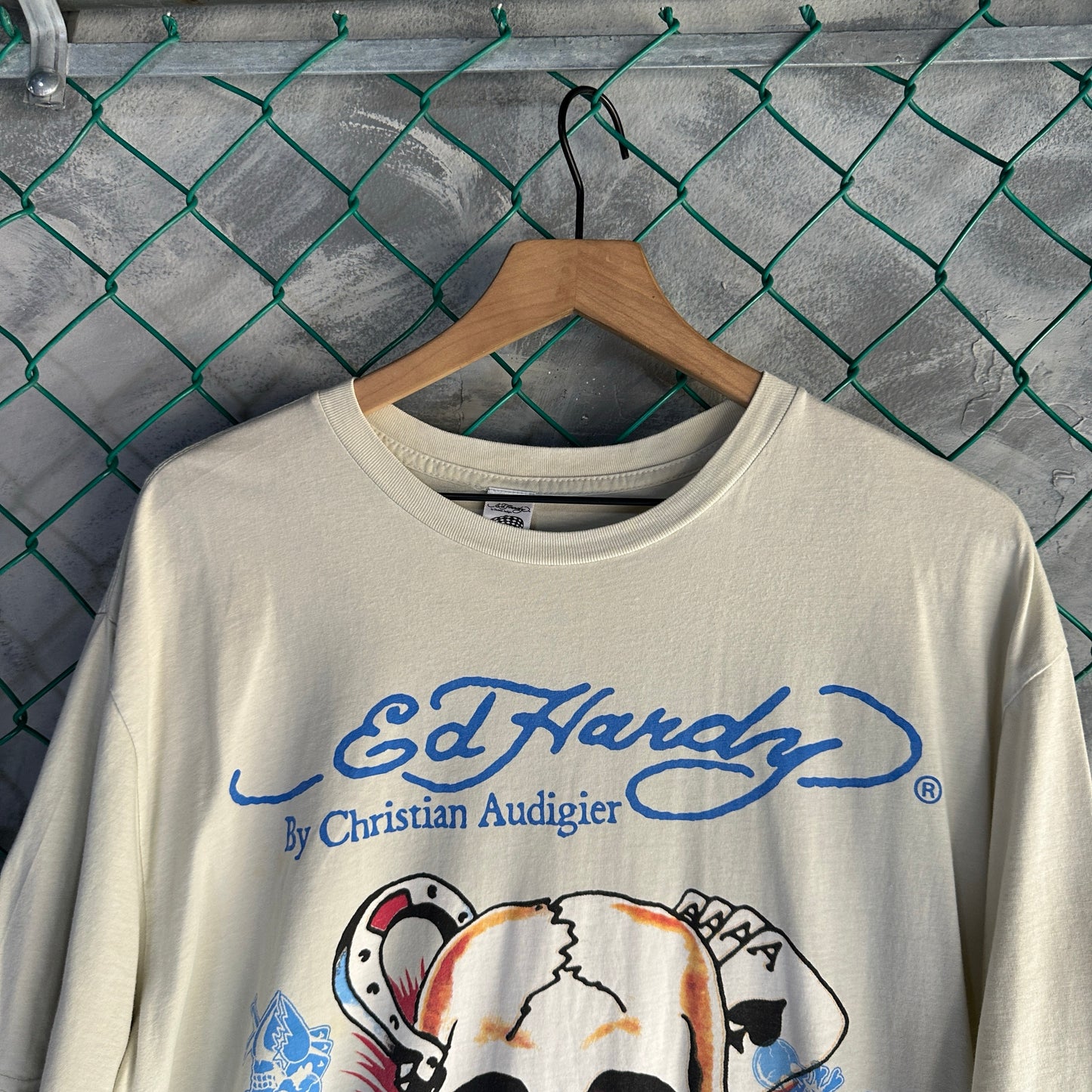Camisa Ed Hardy De Hombre Talla 3Xl Color Beige Estilo Y2K Tatuaje Calaca Casino