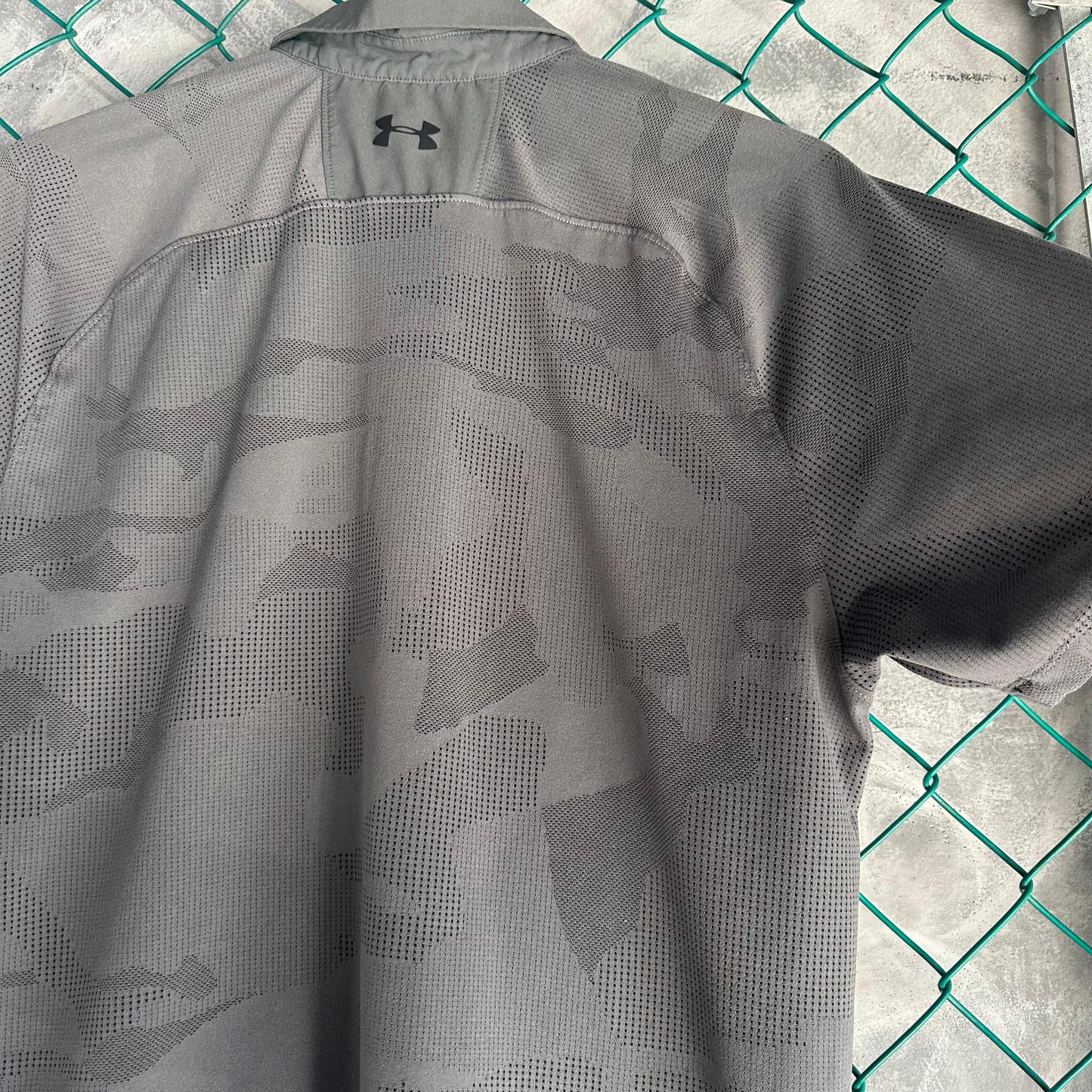 Camisa Polo Under Armour De Hombre Talla L Color Gris Print De Camo Golf
