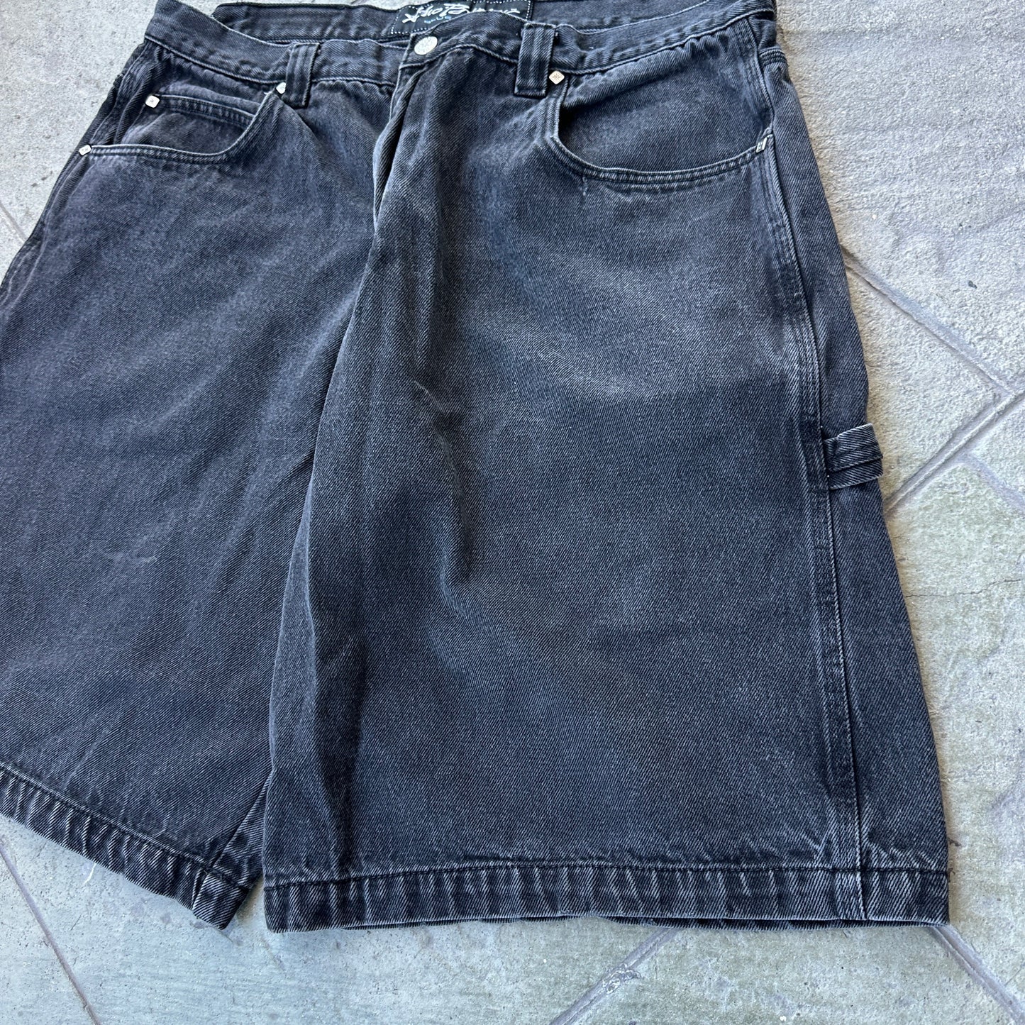 Short o Jort Vintage Kno Beta De Hombre Talla 40 Color Negro Desvanecido Y2K Corte Bagy Carpintero