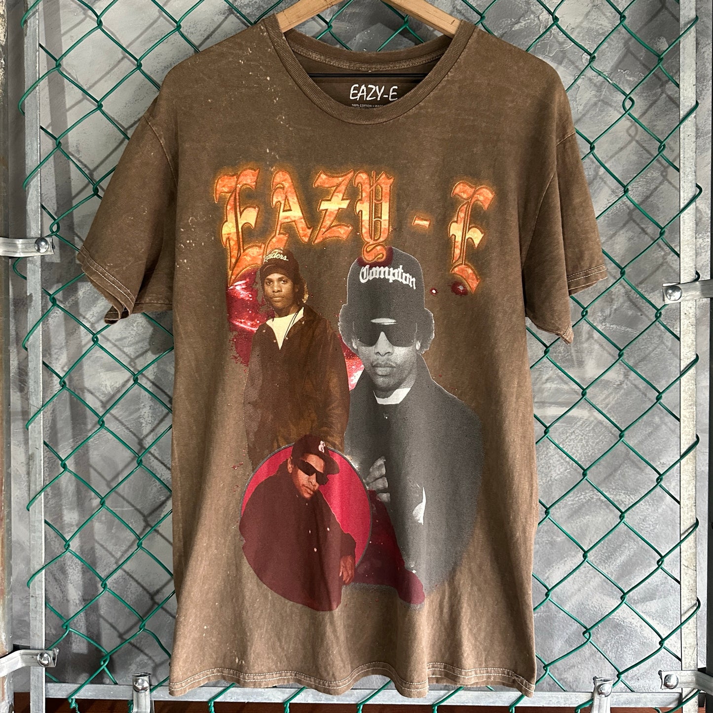 Camisa de Eazy E De Hombre Talla M Color Cafe Hip Hop Rap 90s