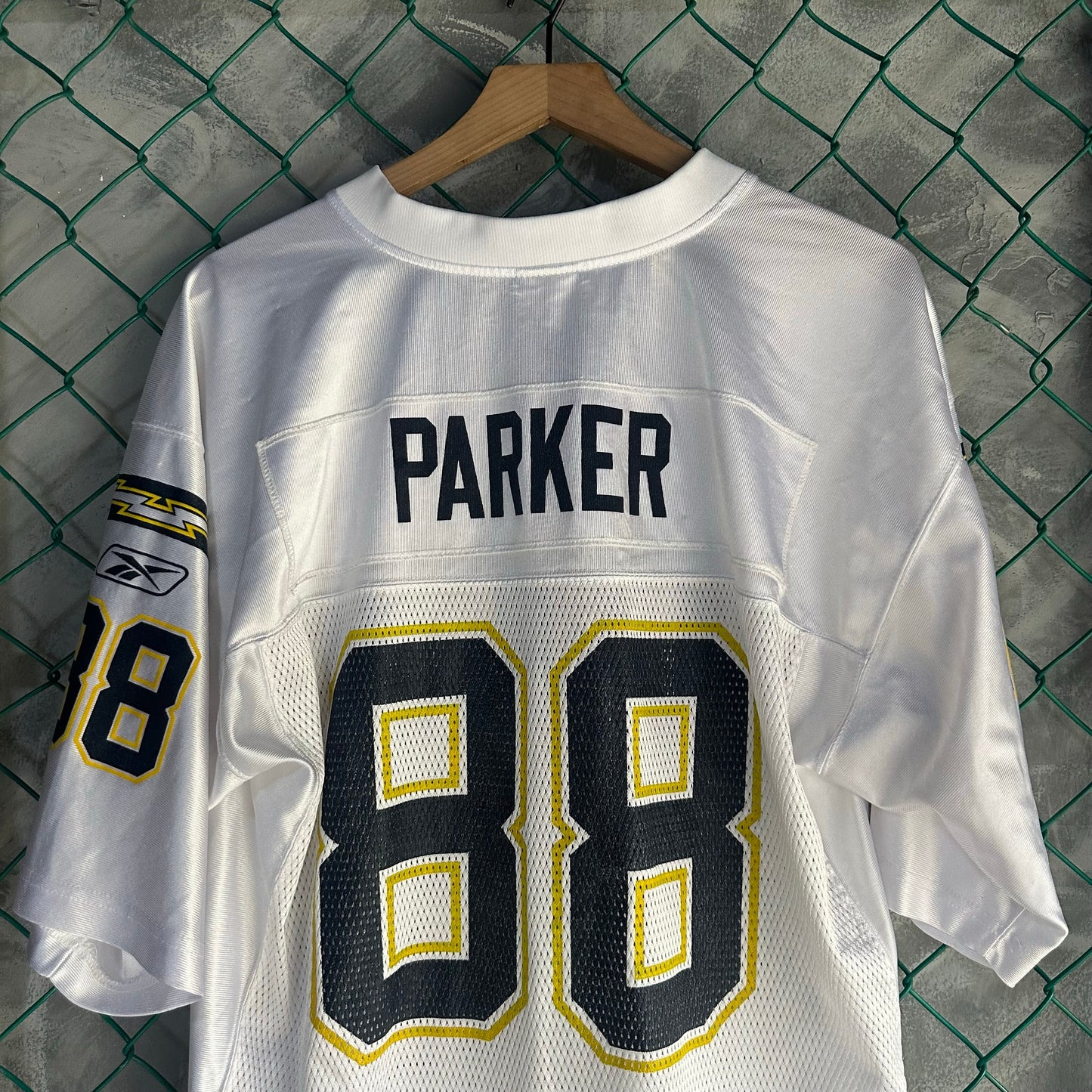 Jersey Vintage De San Diego Chargers De Hombre Talla L Color Blanco De la Marca Reebok Parker 88