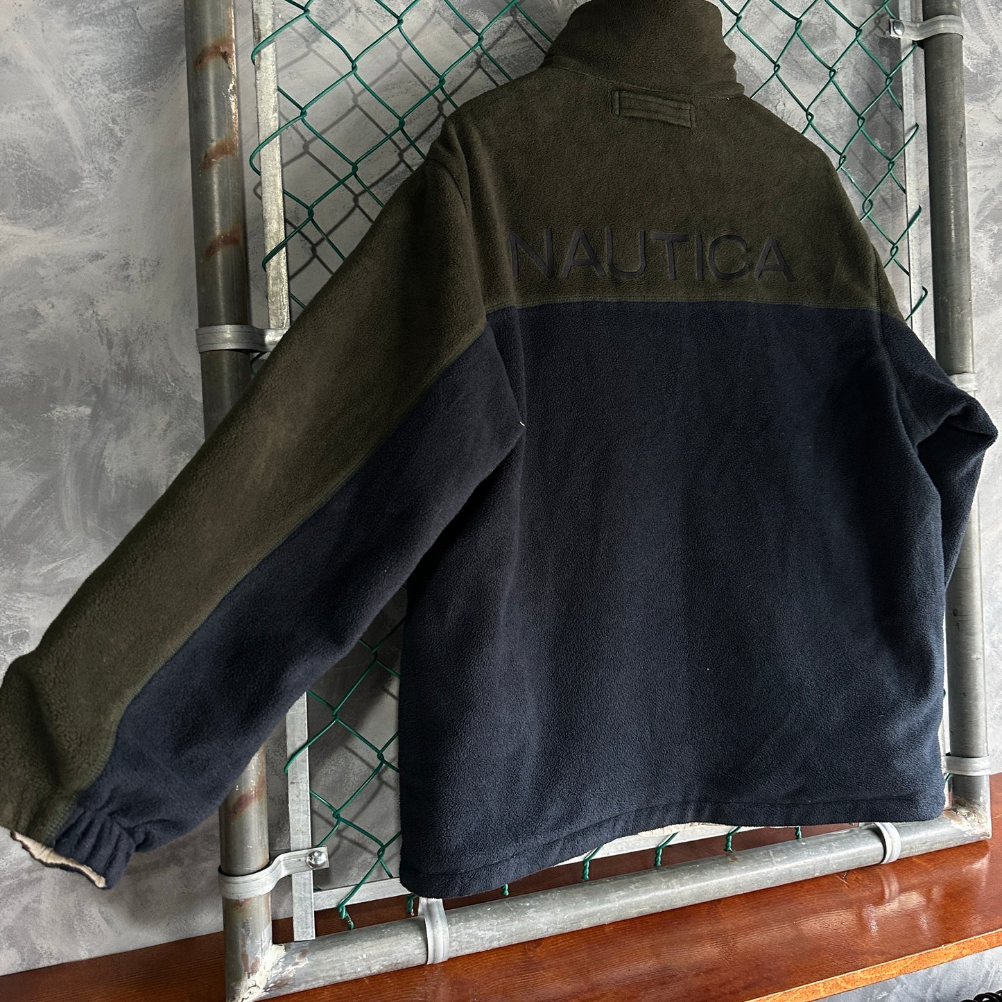 Chamarra Nautica De Hombre Talla XL Color Verde Y Beige Doble Vista Vintage Fleece Rompevientos