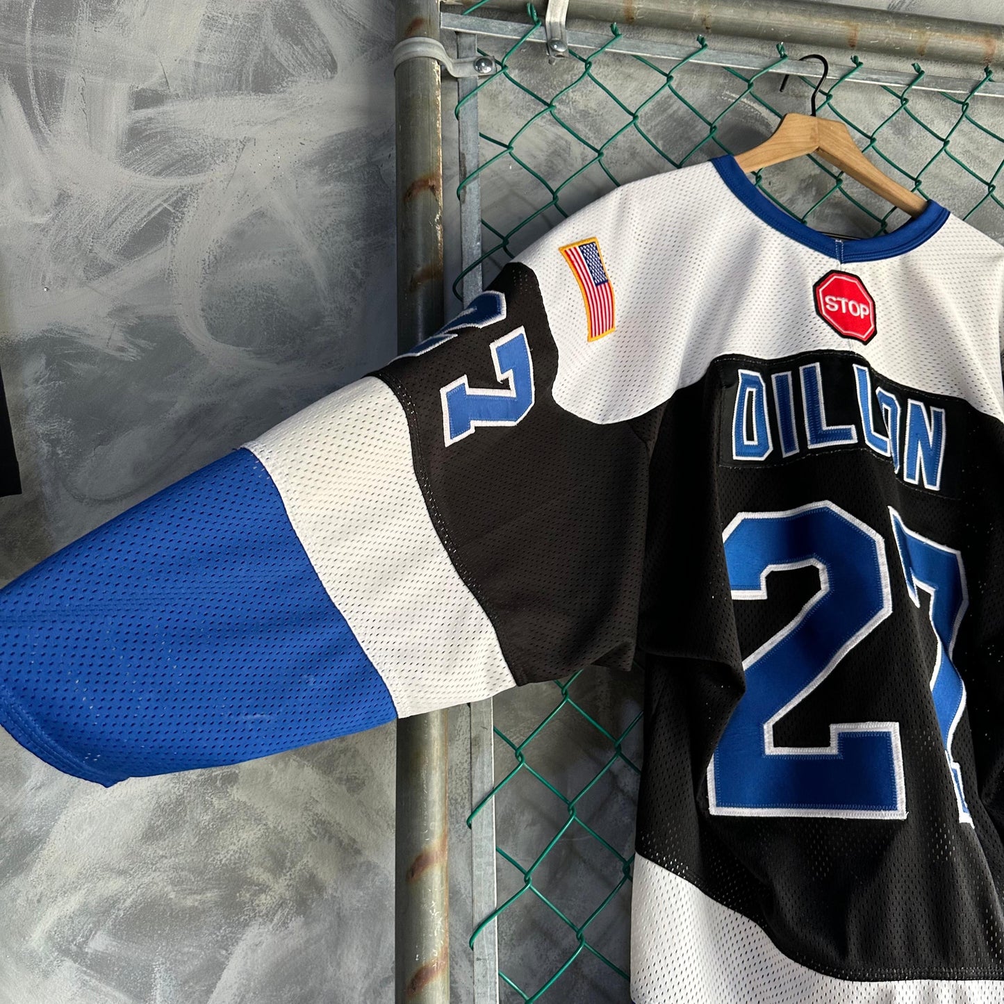 Jersey Vintage de Tampa Bay De Hombre Talla L Color Negro Blanco y Azul De l NHL Hockey Rayos Bakka