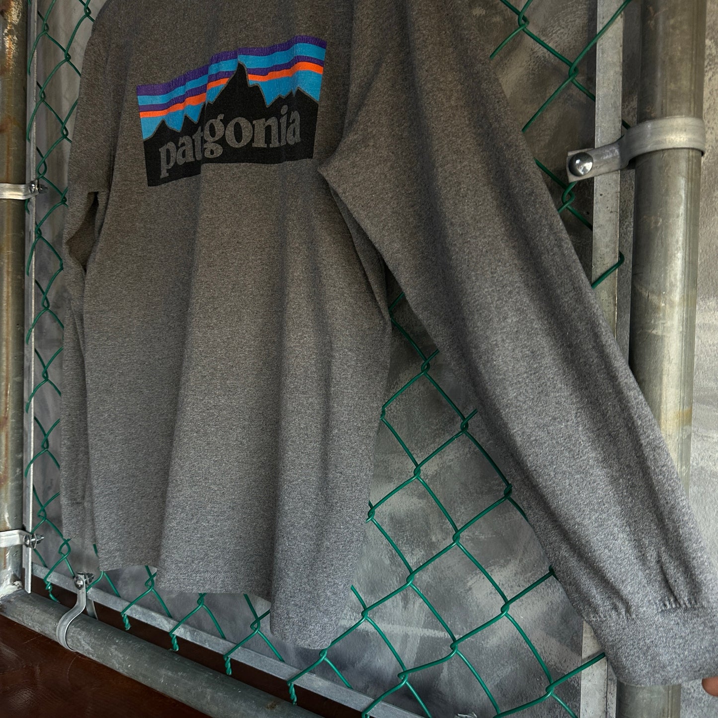Camisa Patagonia De Hombre Talla M Color Gris De Manga Larga Mimalista Fresca