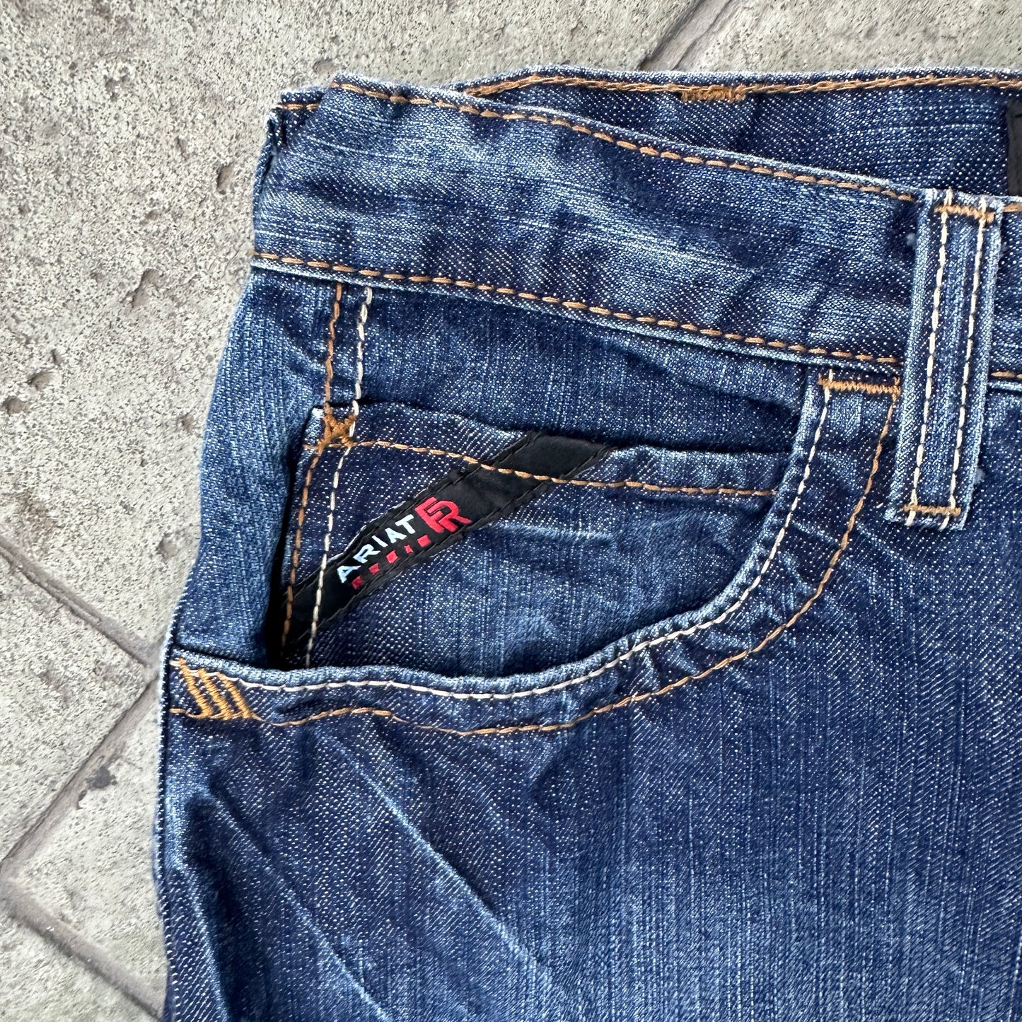 Pantalon Ariat De Hombre Talla 34x30 Color Azul Corte Recto Resistente Al Fuego Vaquero