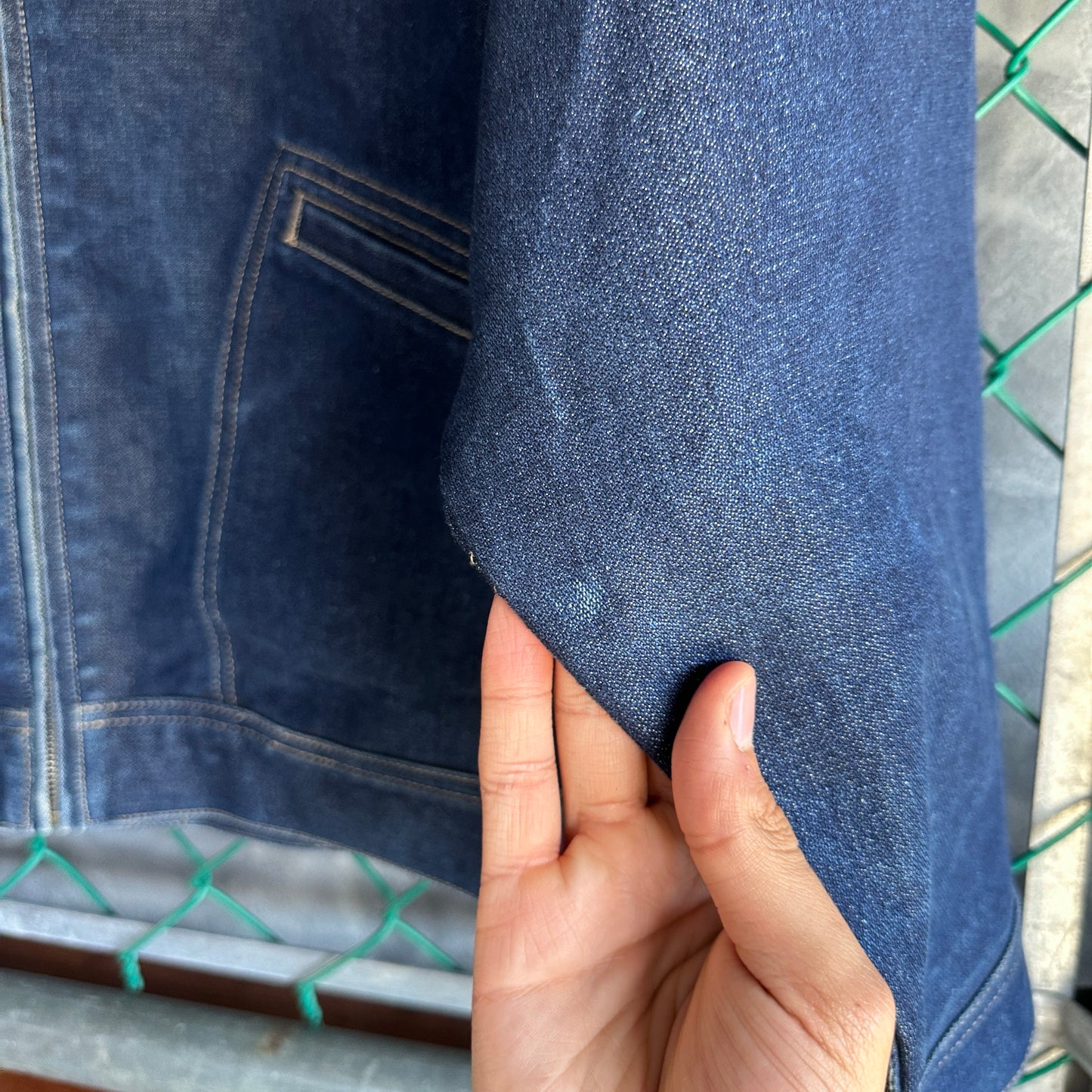 Chamarra Vintage Rocawear De Hombre Talla 2XL Color Azul Marino Mezclilla Y2K