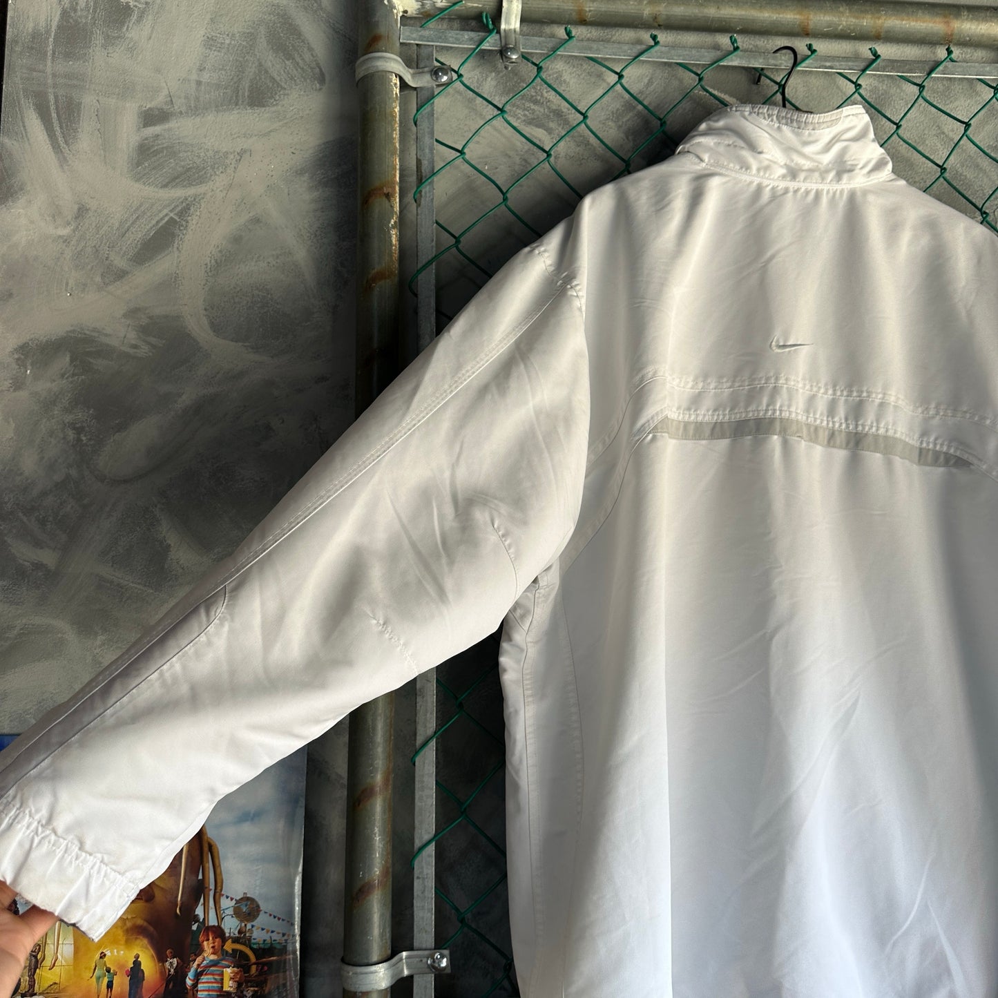 Chamarra Vintage Nike De Hombre Talla 2XL Color Blanco Polar Y2K