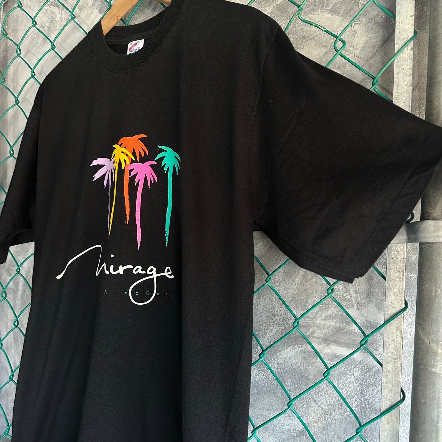 Camisa Vintage De Las Vegas Del Hotel Mirage De Hombre Talla Xl Color Negro Tela Gruesa Oversize