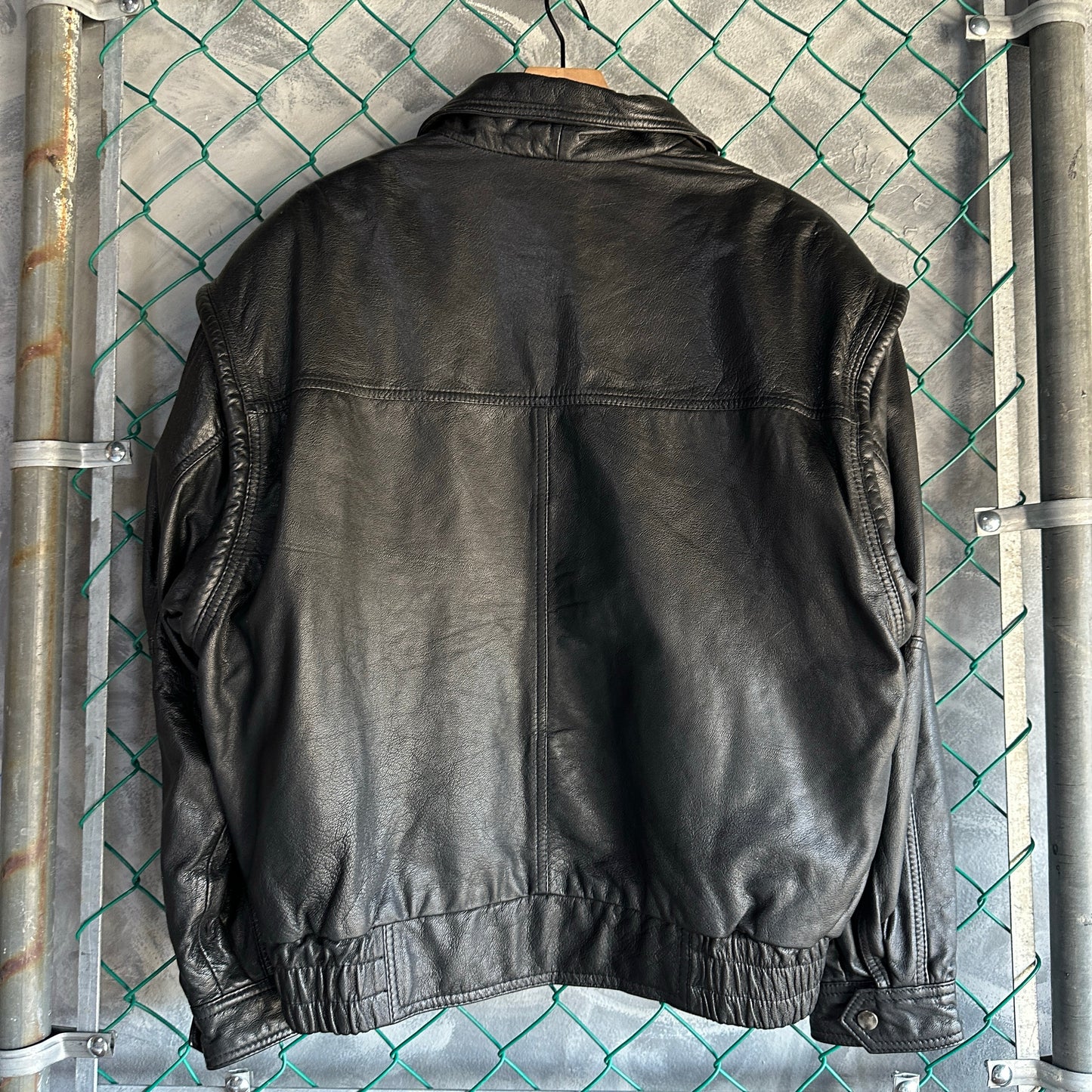Chamarra De Cuero Vintage Mirage De Hombre Talla L Color Negro Piel Geniuna