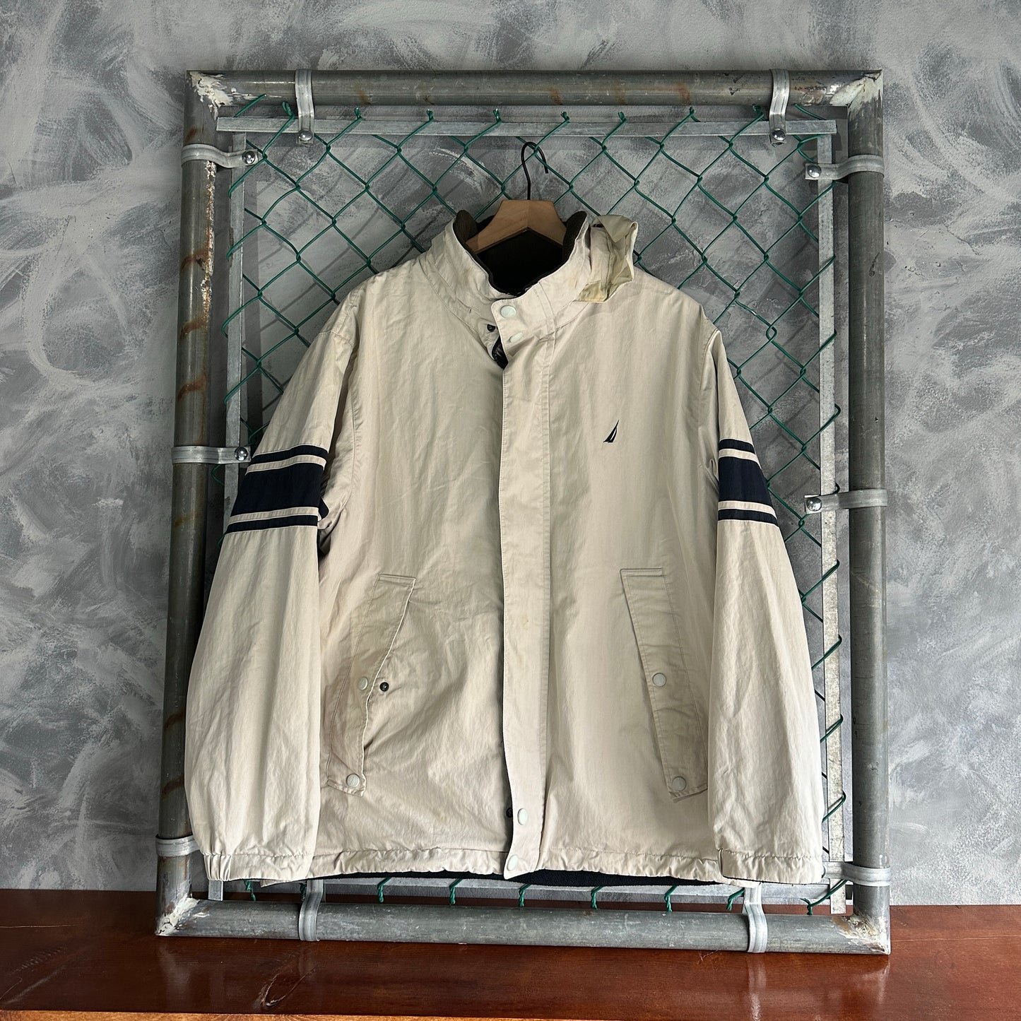 Chamarra Nautica De Hombre Talla XL Color Verde Y Beige Doble Vista Vintage Fleece Rompevientos
