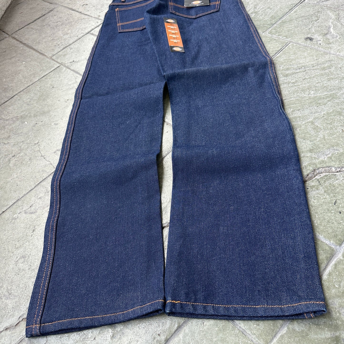 Pantalon Dickies De Hombre Talla 30x32 Color Azul Nuevo Con etiquetas Corte Regular o Recto
