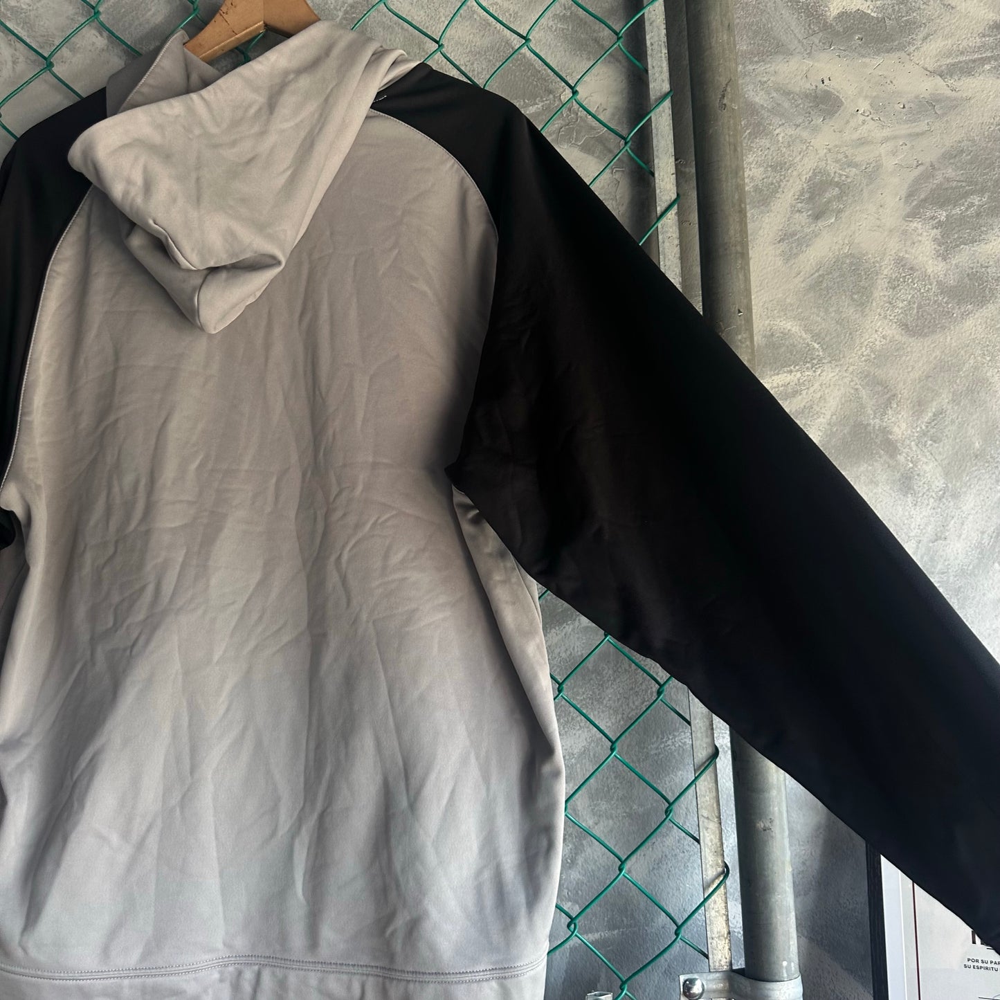 Zip Up Nike De Hombre Talla XL Color Gris Negro Deportivo Gimasio Con Gorro