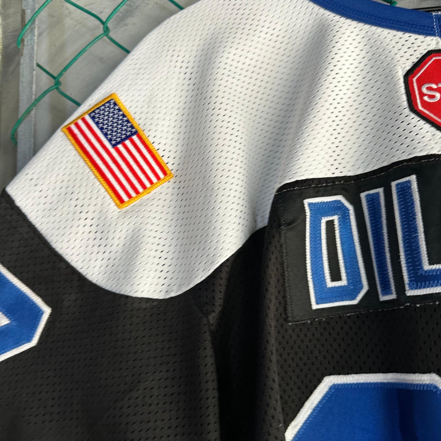 Jersey Vintage de Tampa Bay De Hombre Talla L Color Negro Blanco y Azul De l NHL Hockey Rayos Bakka