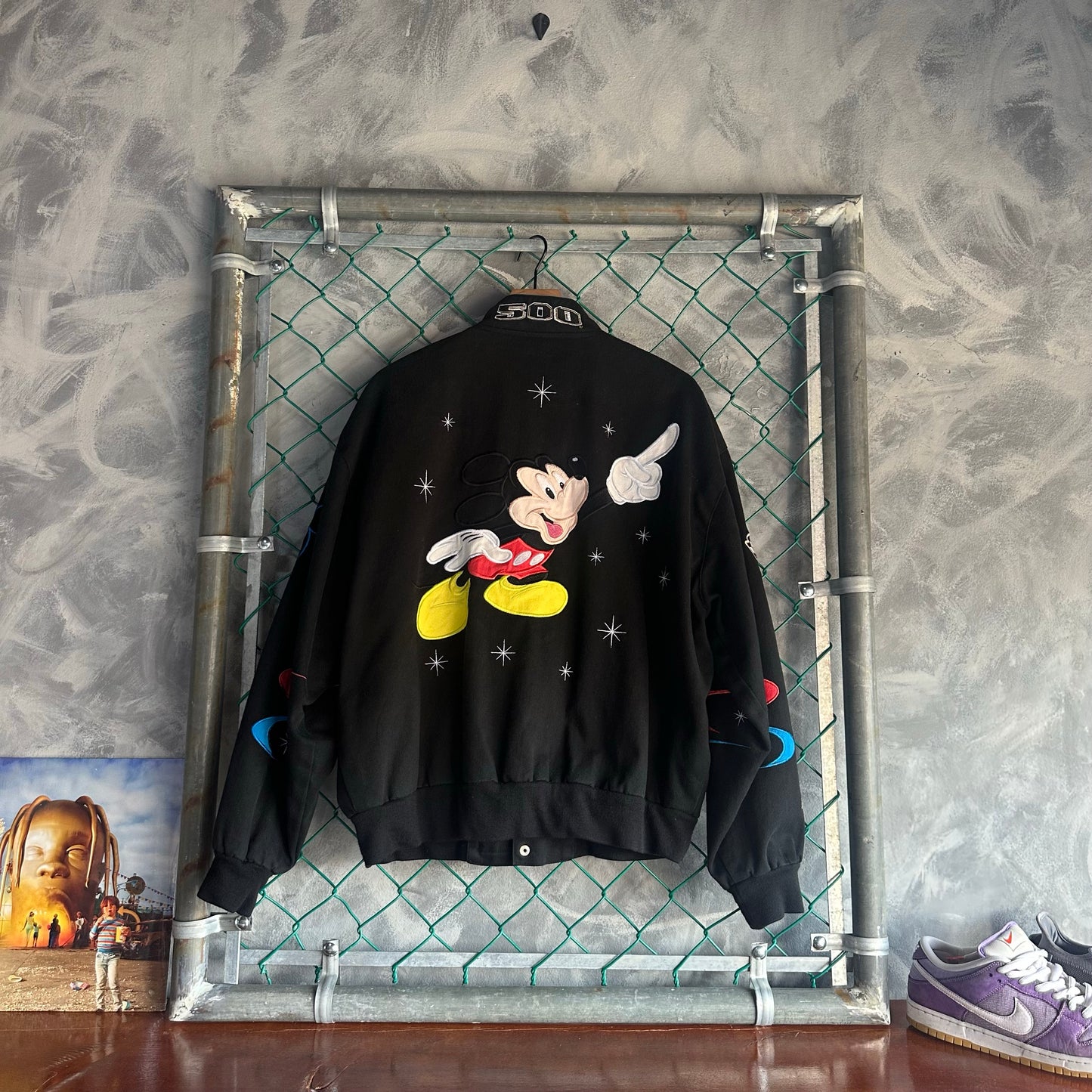 Chamarra Vintage de la Nascar Jeff Hamilton De Hombre Talla L Color Negro DisneyLand Mickey Mouse