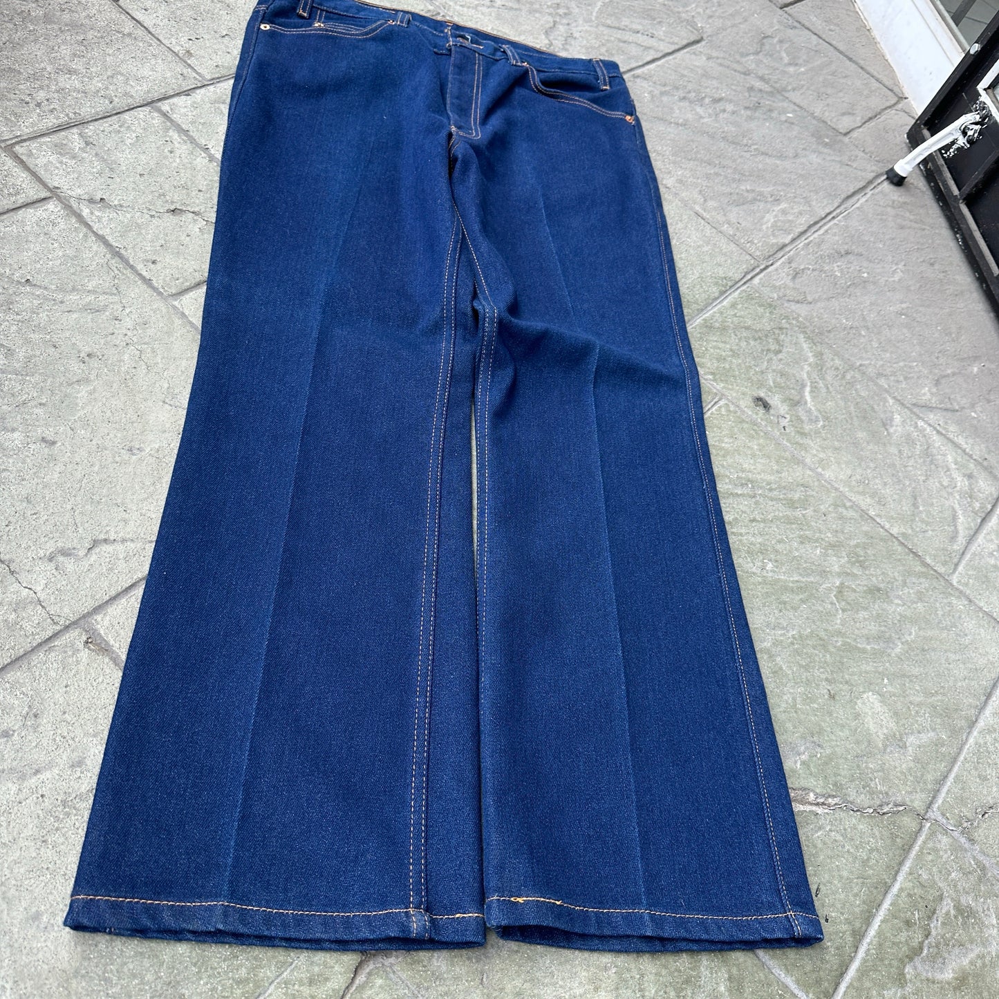 Pantalon Levis De Hombre Talla 38x30 Color Azul Corte Acampanado 517 Vintage BootCut