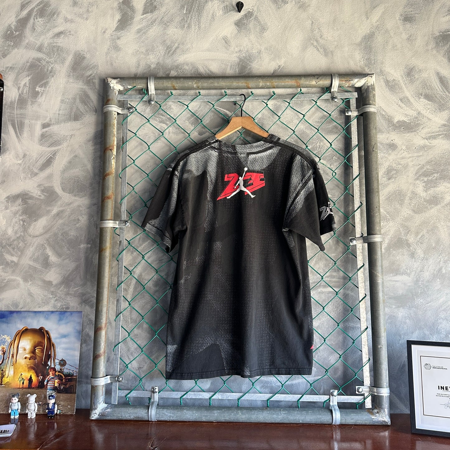 Camisa Jordan De Hombre Talla M Color Negro Rojo Y2K AOP