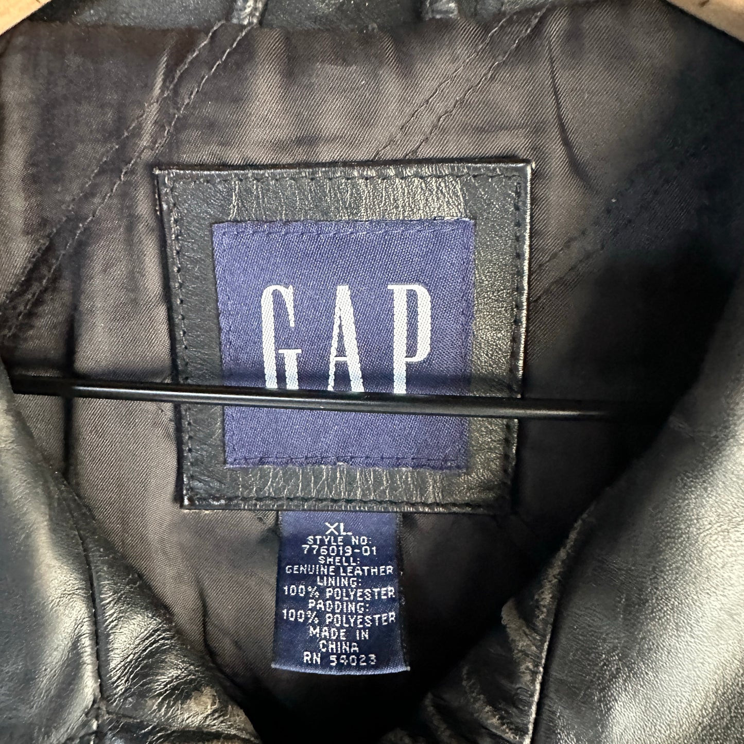 Chamarra Vintage De Piel Gap De Hombre Talla XL Color Negro Piel Geniuna Boxy