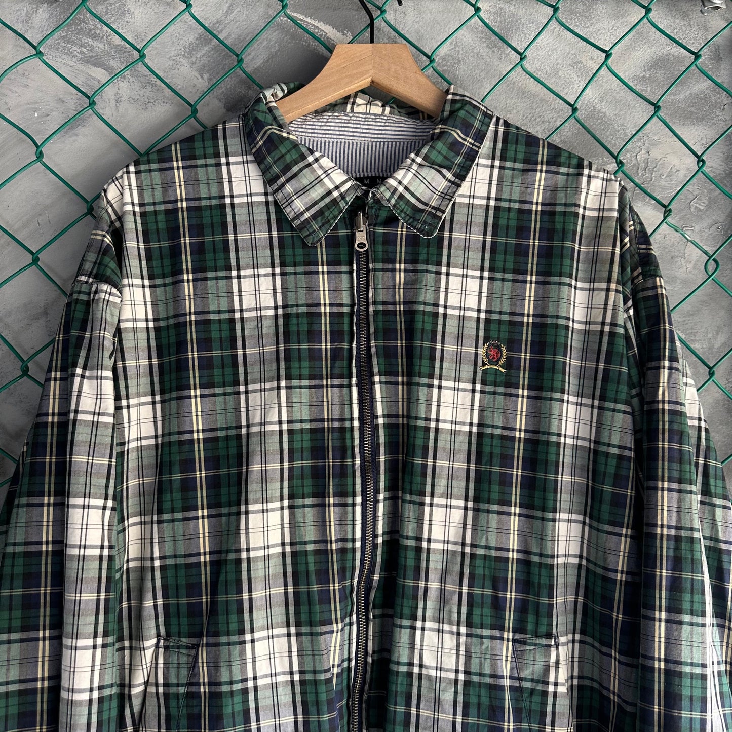 Chamarra Vintage Tommy Hilfiger De Hombre Talla XL Reversible Cuadros y Rayas Color Verde Blanco