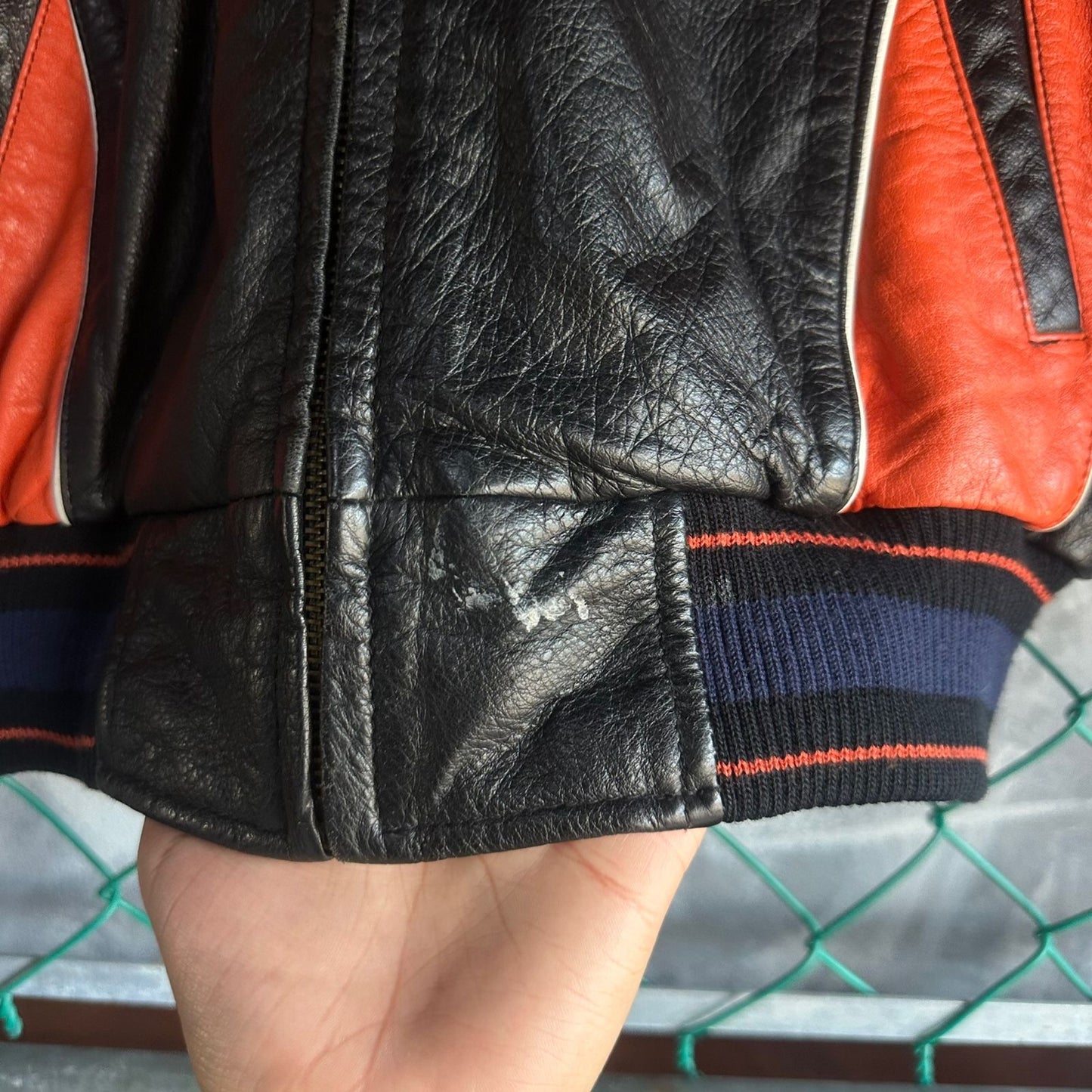 Chamarra De Cuero Vintage Denver Broncos de la NFL De Hombre Talla S Color Negro Naranja Piel