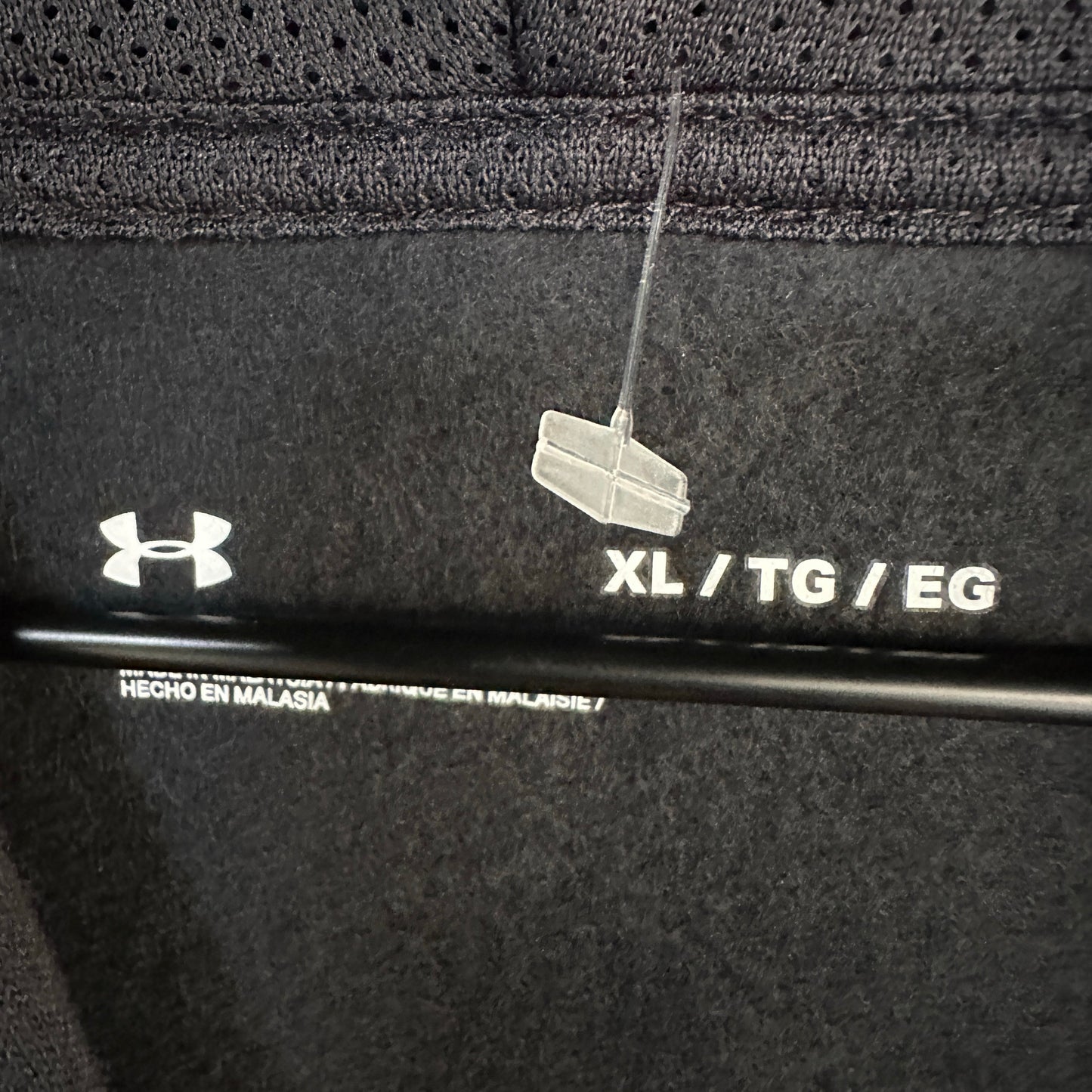 Hoddie Under Armour De Mujer Talla Xl Color Negro Center Logo Deportivo Gimnasio