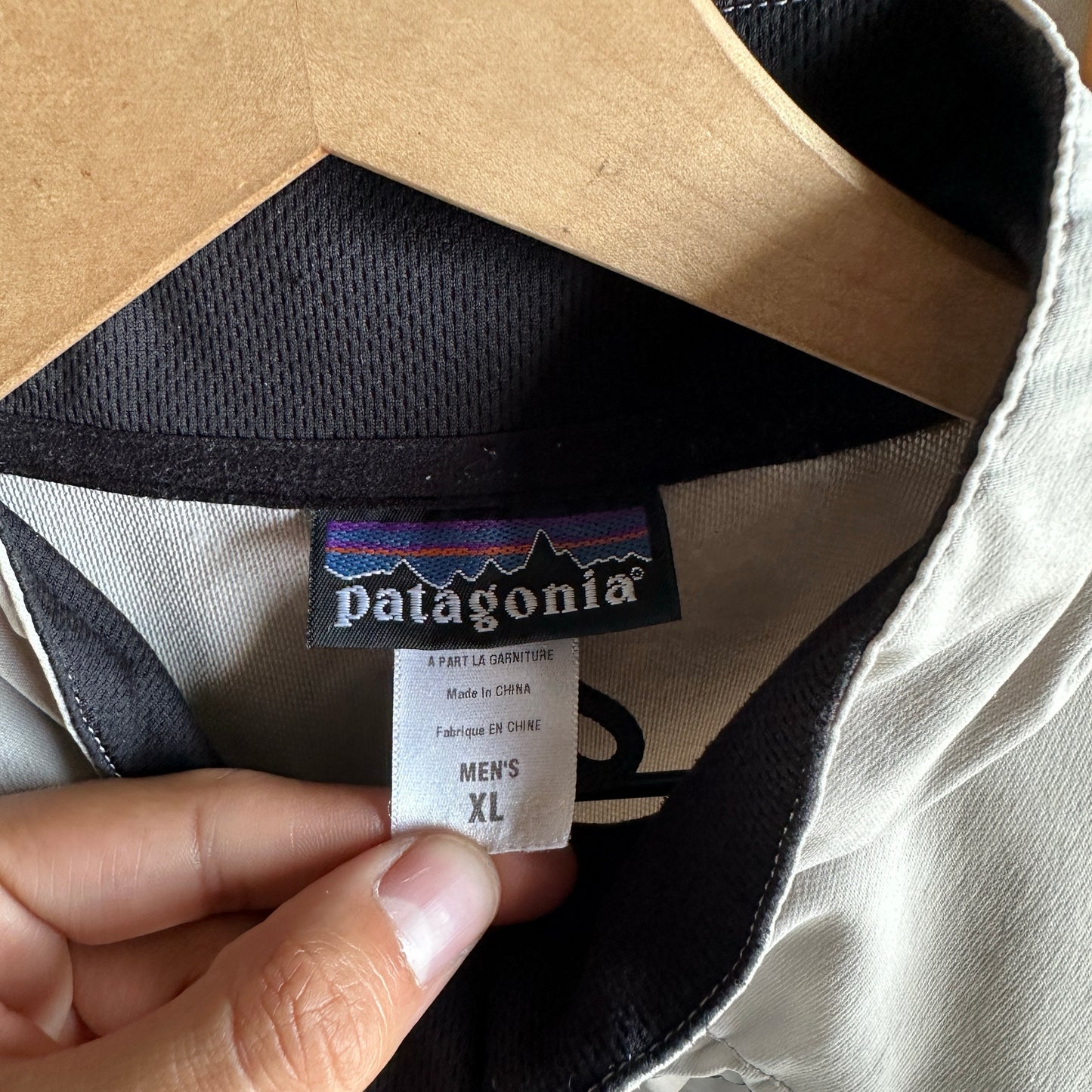 Chamarra Patagonia De Hombre Talla XL Color Cafe Beige Táctica Ligera Rompevientos