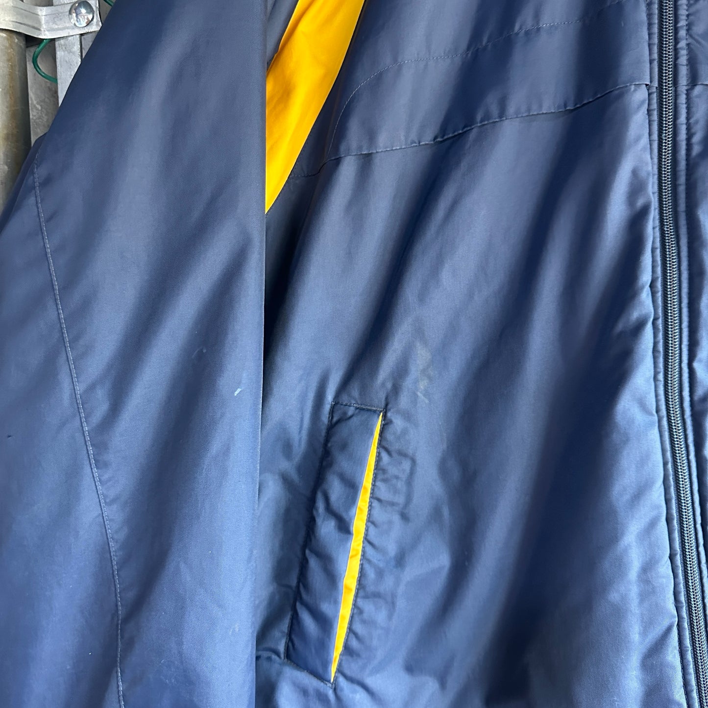 Chamarra Doble vista Vintage Nike De Hombre Talla L Color Azul Amarillo Polar 2000s