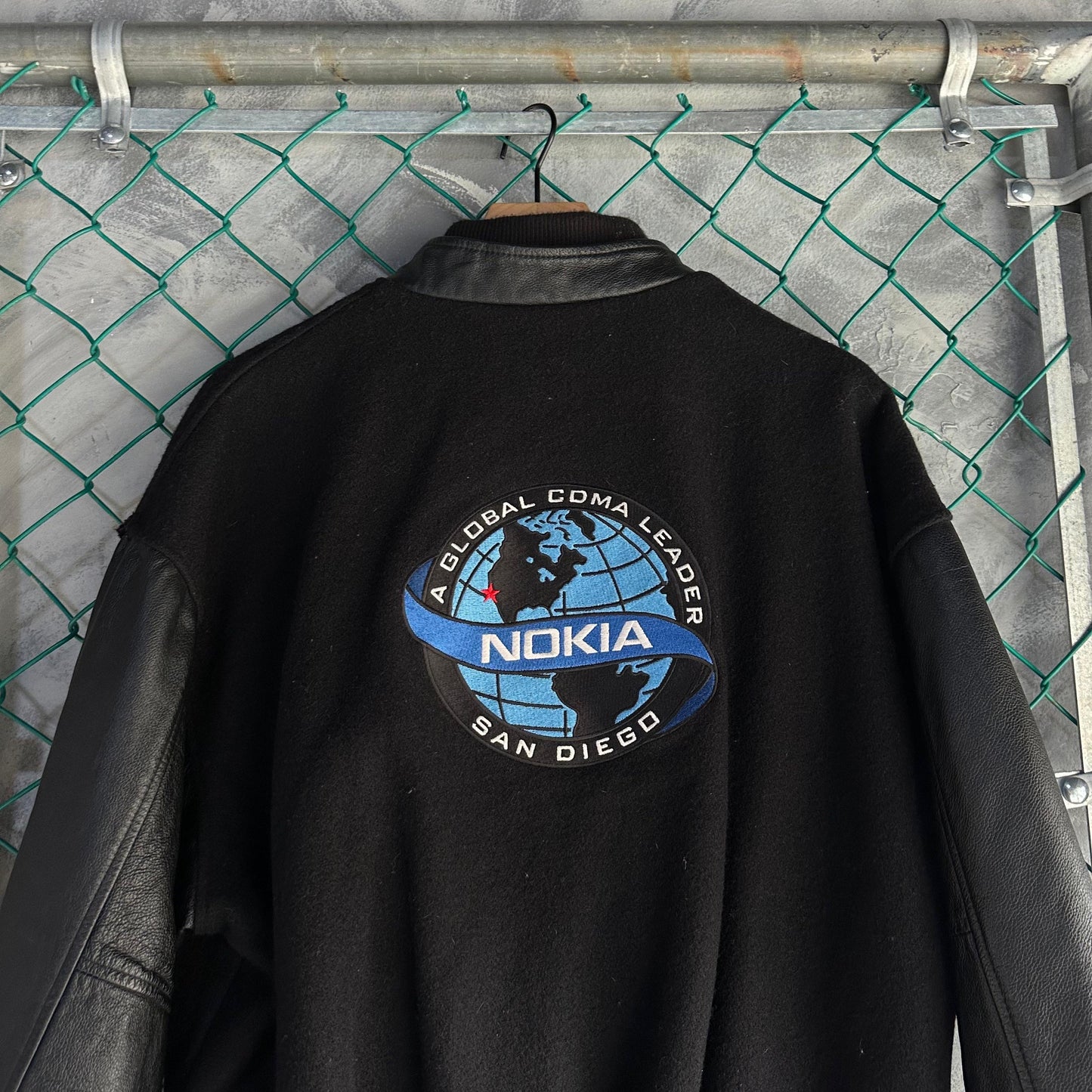 Chamarra Vintage Nokia San Diego Global De Hombre Talla XL Color Negro Varsity Letterman De Piel