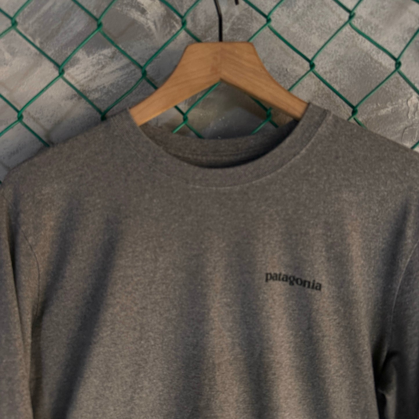 Camisa Patagonia De Hombre Talla M Color Gris De Manga Larga Mimalista Fresca