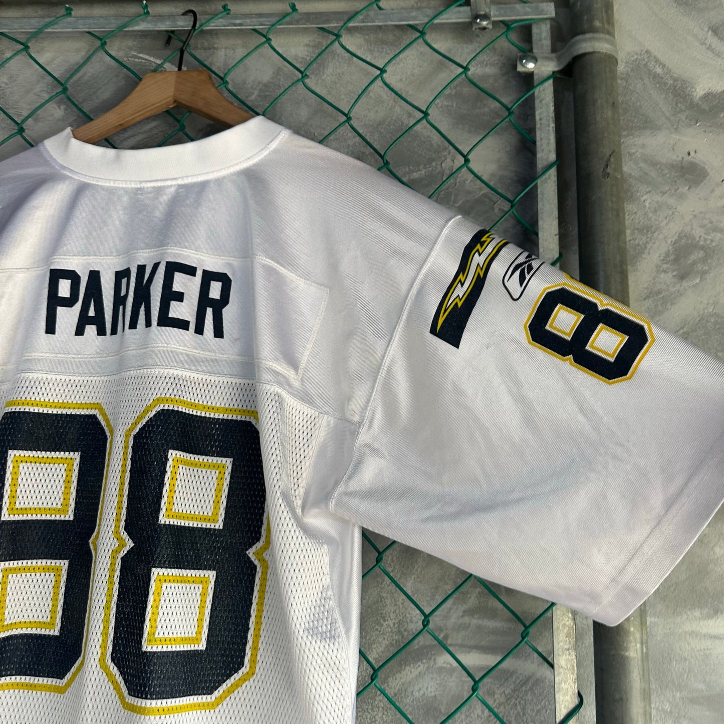 Jersey Vintage De San Diego Chargers De Hombre Talla L Color Blanco De la Marca Reebok Parker 88