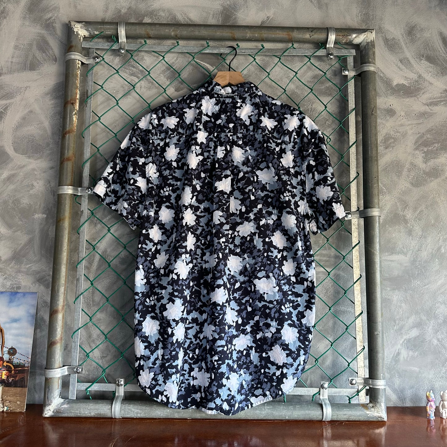 Camisa De Botones Tommy Hilfiger De Hombre Talla 2XL Color Azul Y Blanco Hawaina Manga Corta Fresca