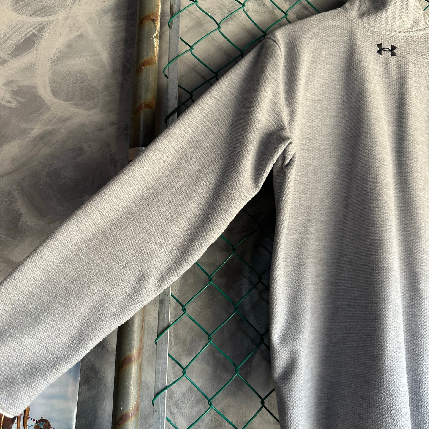 Suéter Under Armour De Hombre Talla L Color Gris 1/4 Termico Sin Gorro