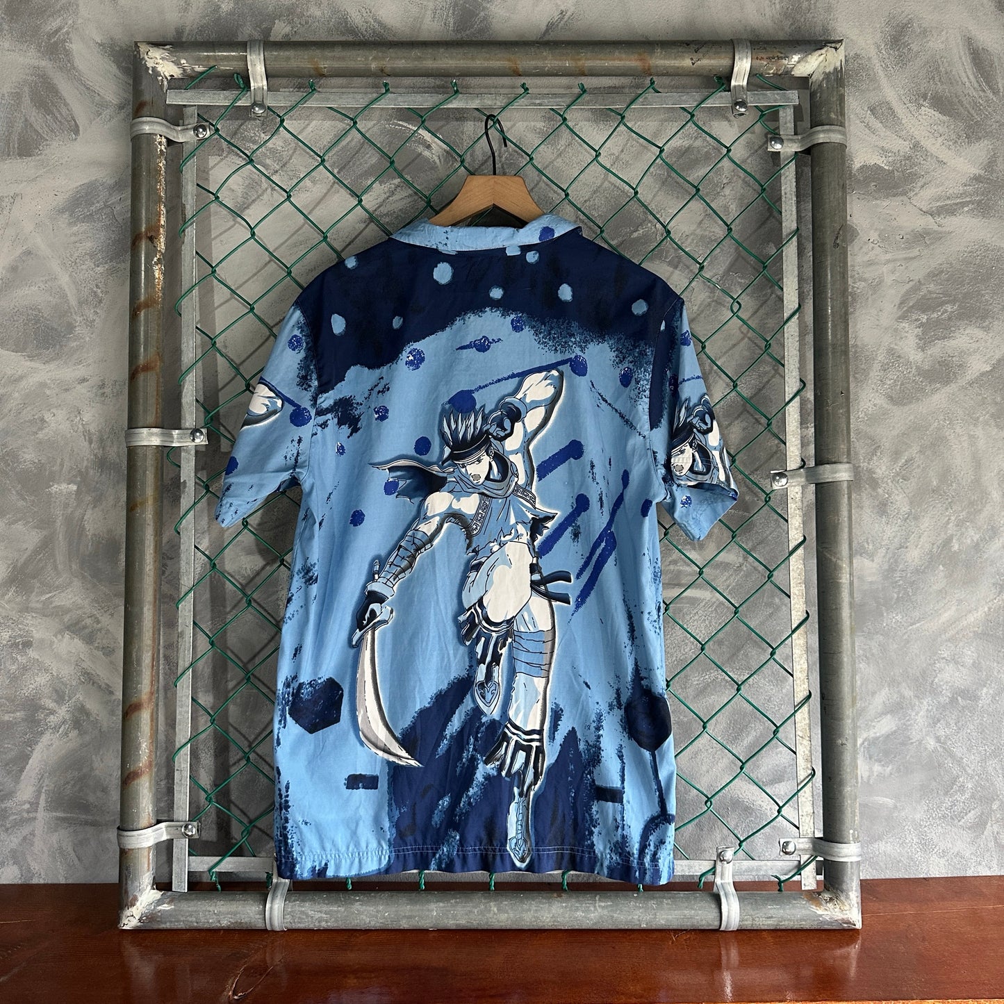 Camisa Y2K de Samurai De Hombre Talla XL Color Azul De Botones AOP Gnarly