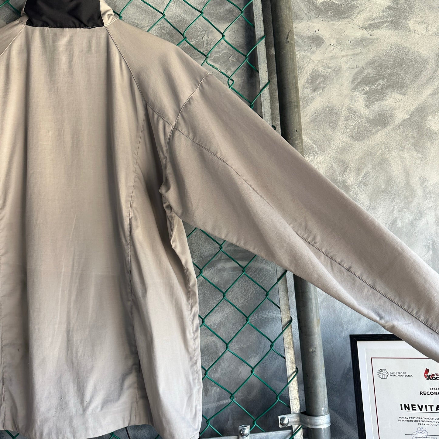 Chamarra Patagonia De Hombre Talla XL Color Cafe Beige Táctica Ligera Rompevientos