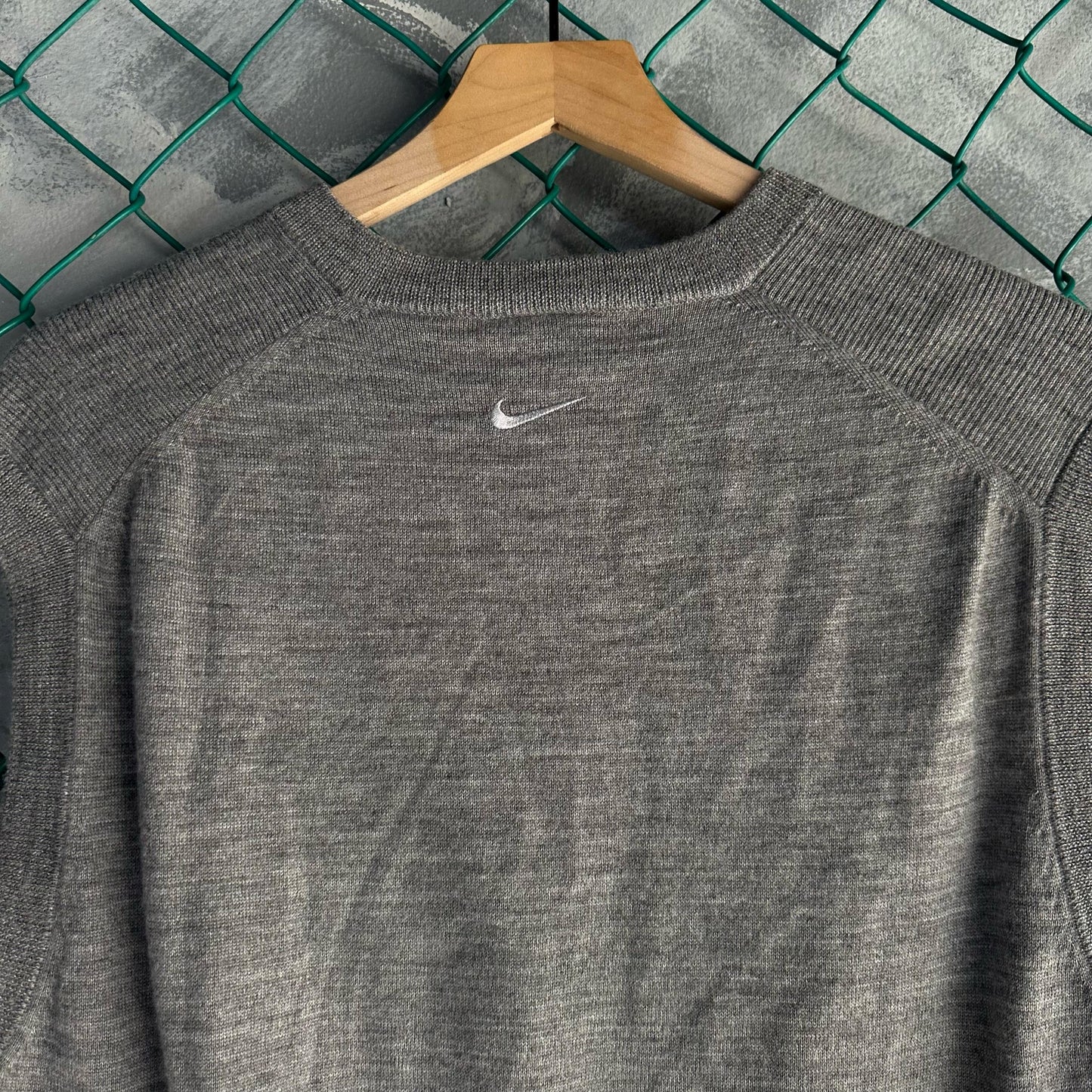 Chaleco Nike De Hombre Talla L Color Gris Ligero De Tela Veraniego