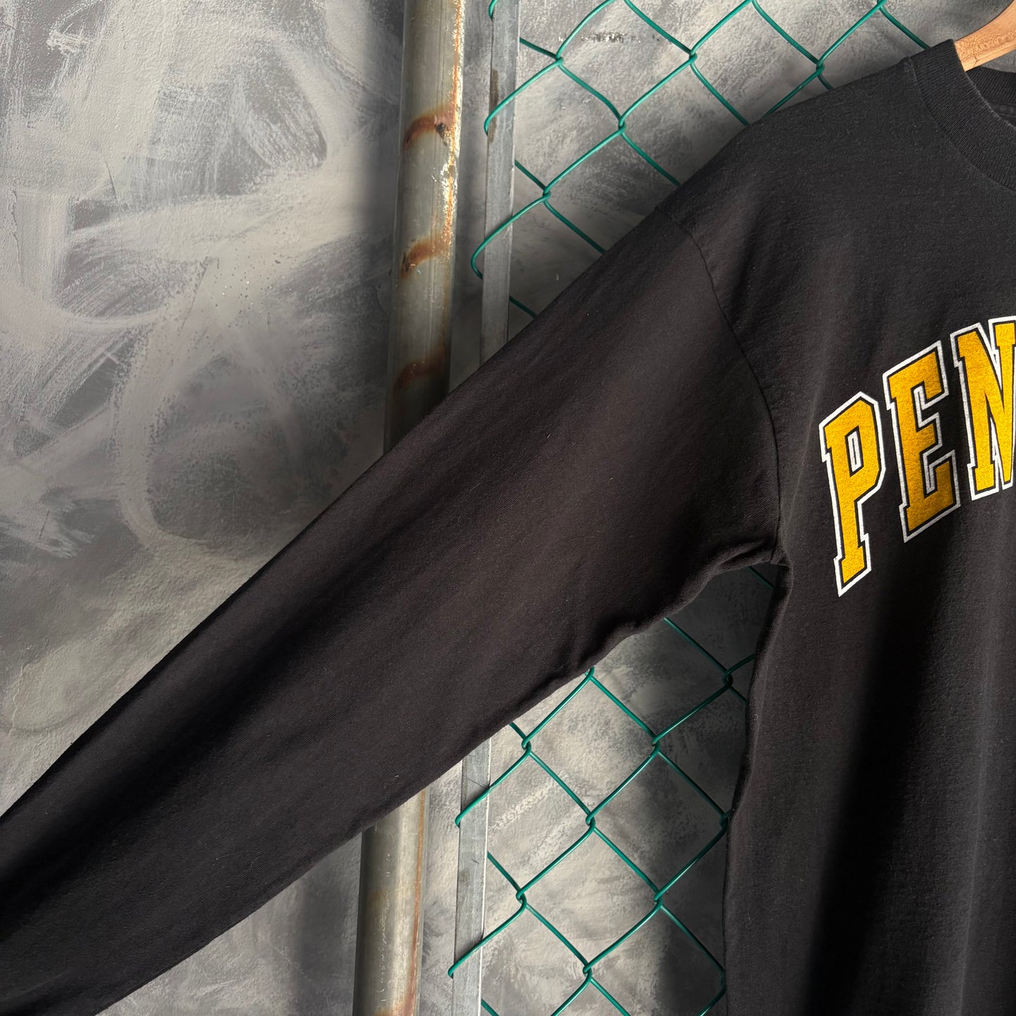 Playera Manga Larga Pro Player Para Hombre Talla L Color negro Penguins Pittsburgh