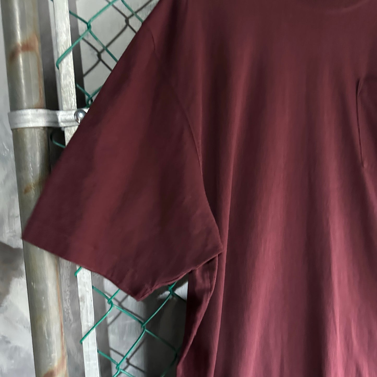 Camisa Carhartt De Hombre Talla 2XL Color Vino Con Bolsillo Loose Fit Work Wear