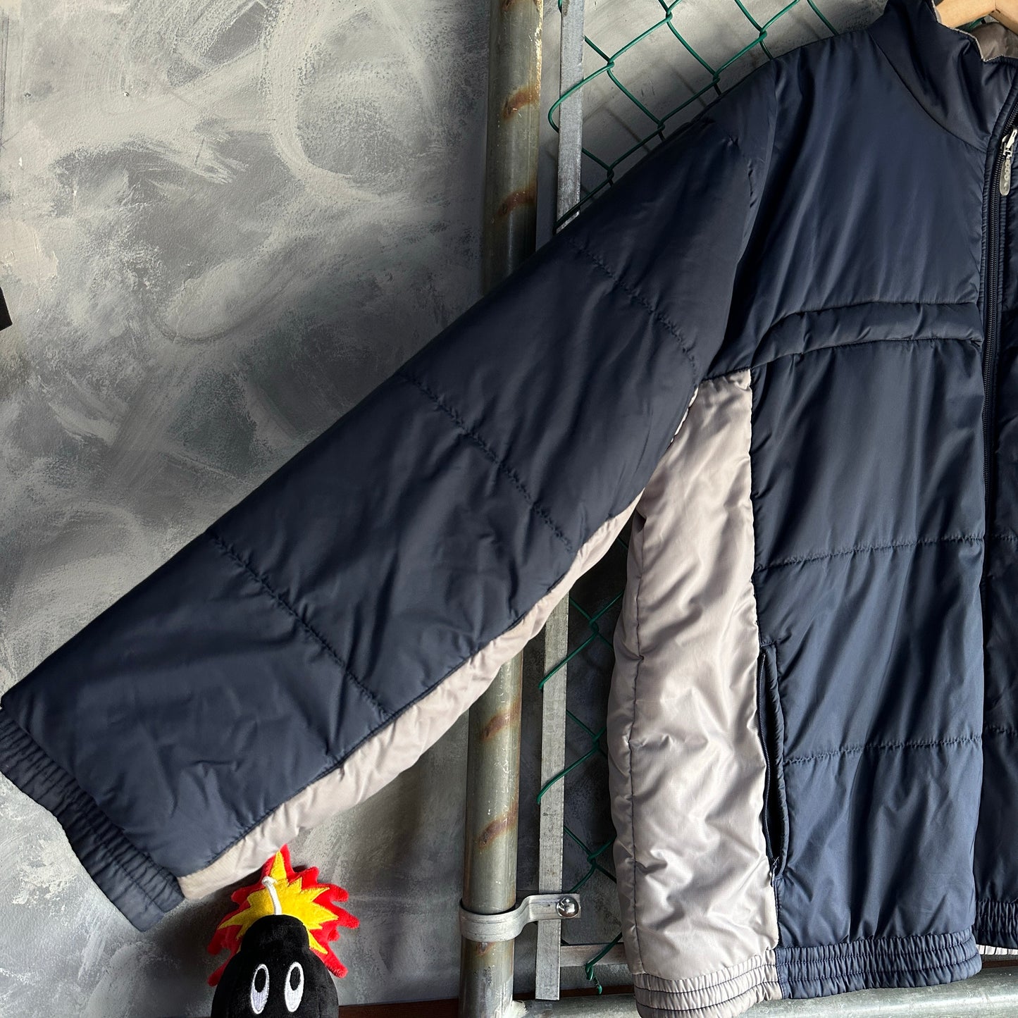 Chamarra Nike De Hombre Talla Xl Color Azul Y Gris Doble Vista Puffer Gruesa Minimalista