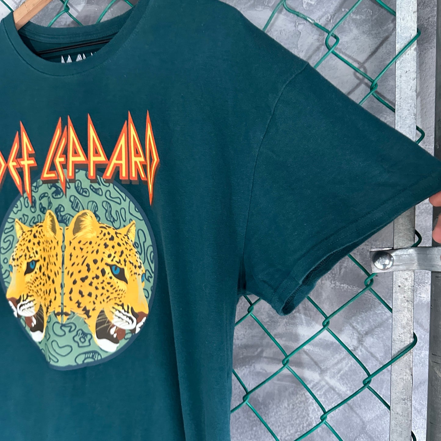Camisa Def Leppard De Hombre Talla XL Color Verde Rock Britanico 80s