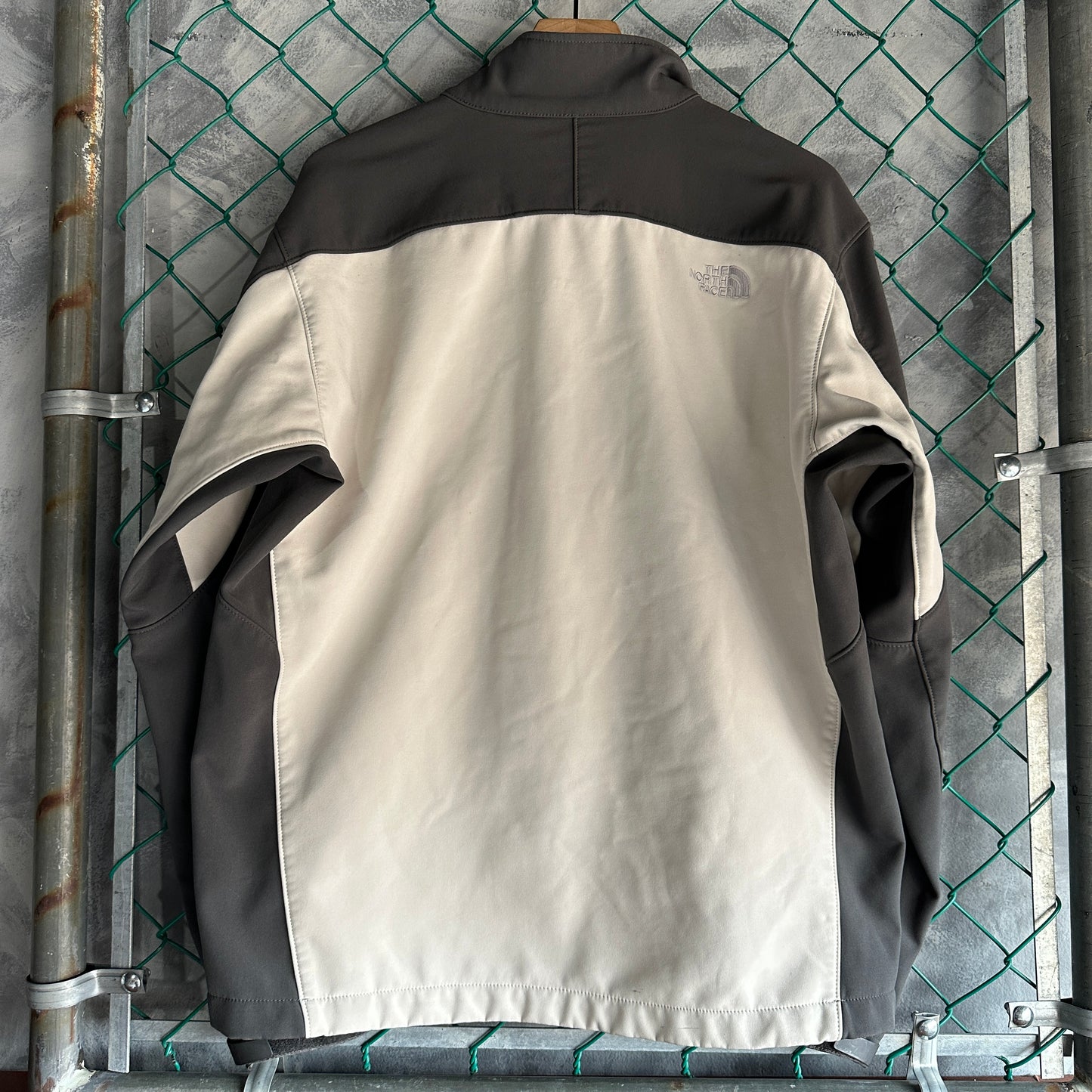 Chamarra The North Face De Hombre Talla XL Color Blanco Gris Forro Polar Táctica
