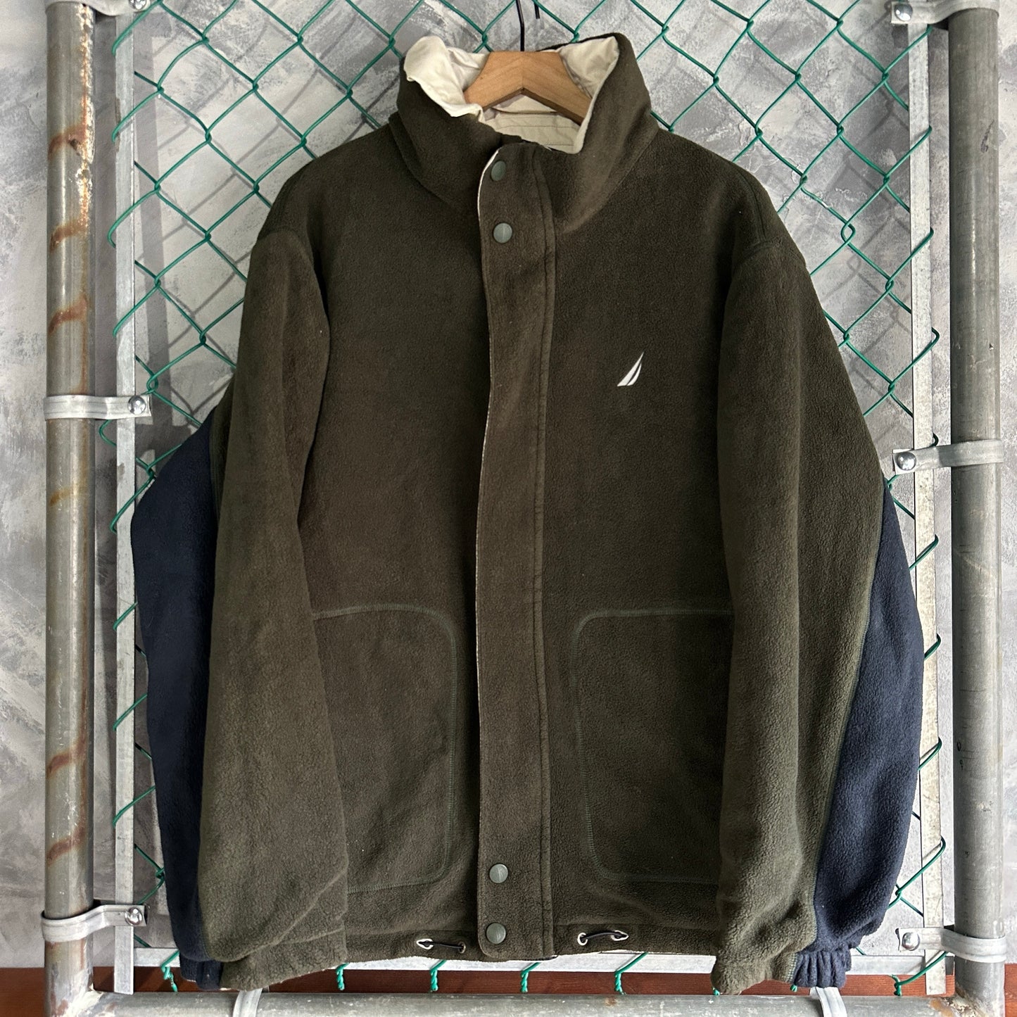 Chamarra Nautica De Hombre Talla XL Color Verde Y Beige Doble Vista Vintage Fleece Rompevientos