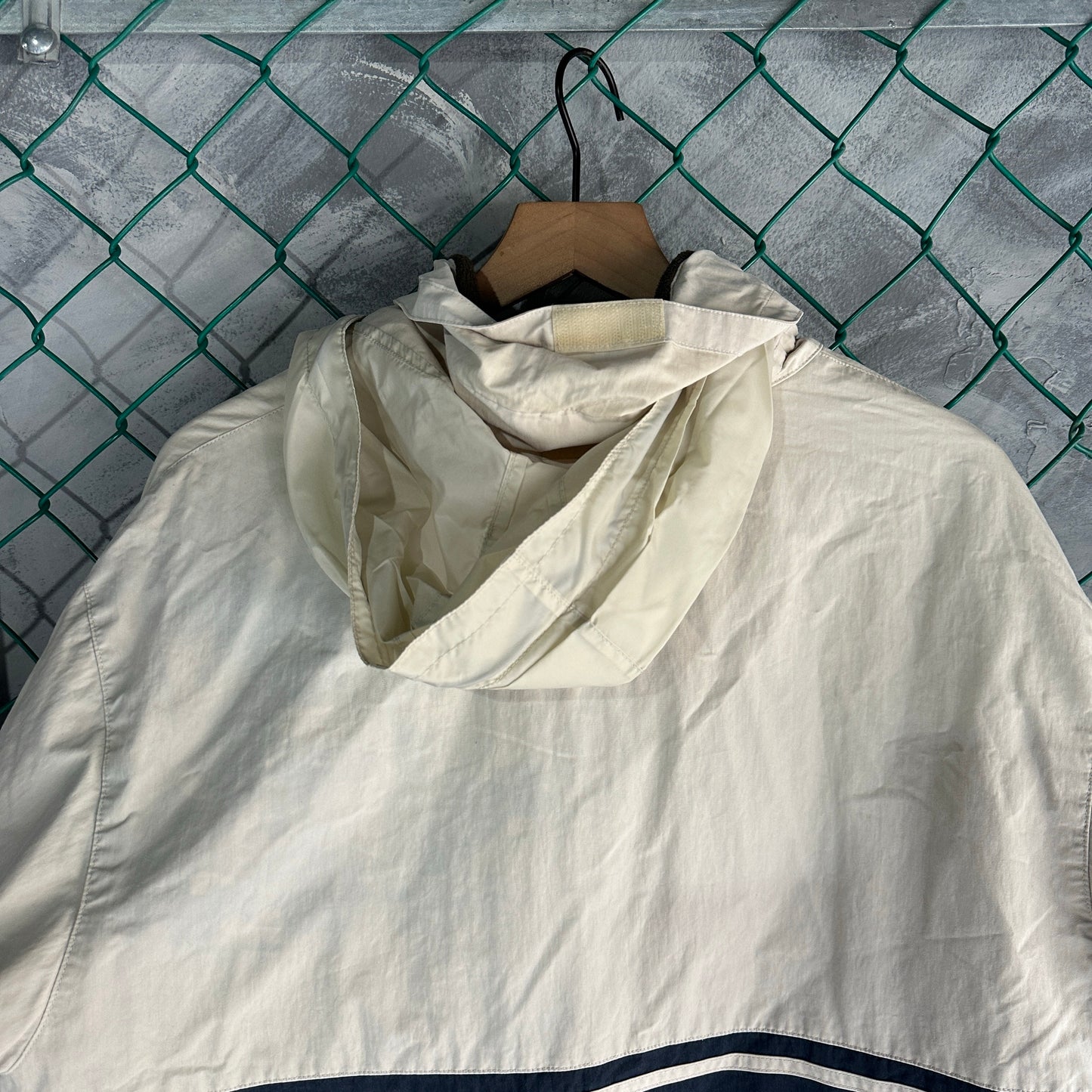Chamarra Nautica De Hombre Talla XL Color Verde Y Beige Doble Vista Vintage Fleece Rompevientos