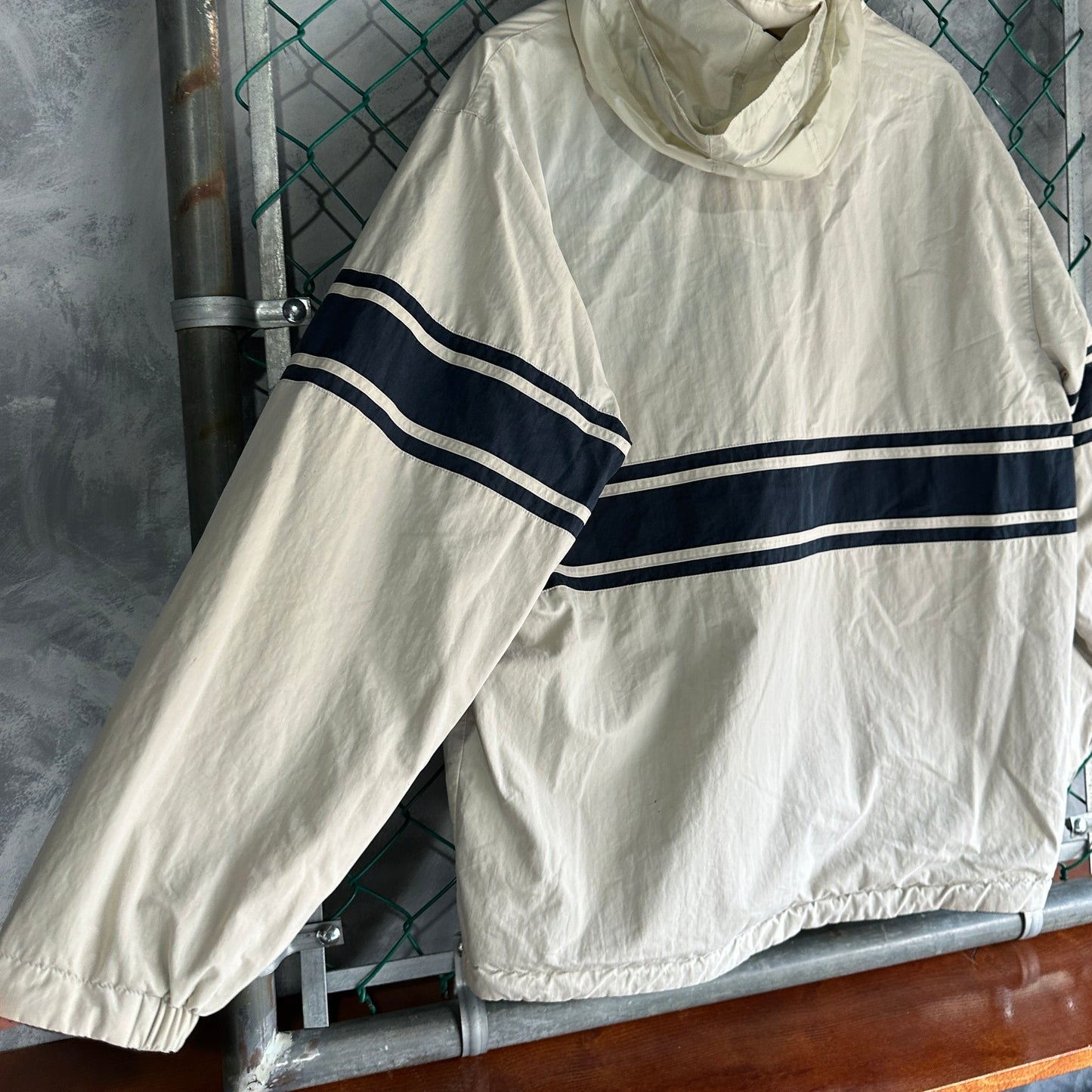 Chamarra Nautica De Hombre Talla XL Color Verde Y Beige Doble Vista Vintage Fleece Rompevientos