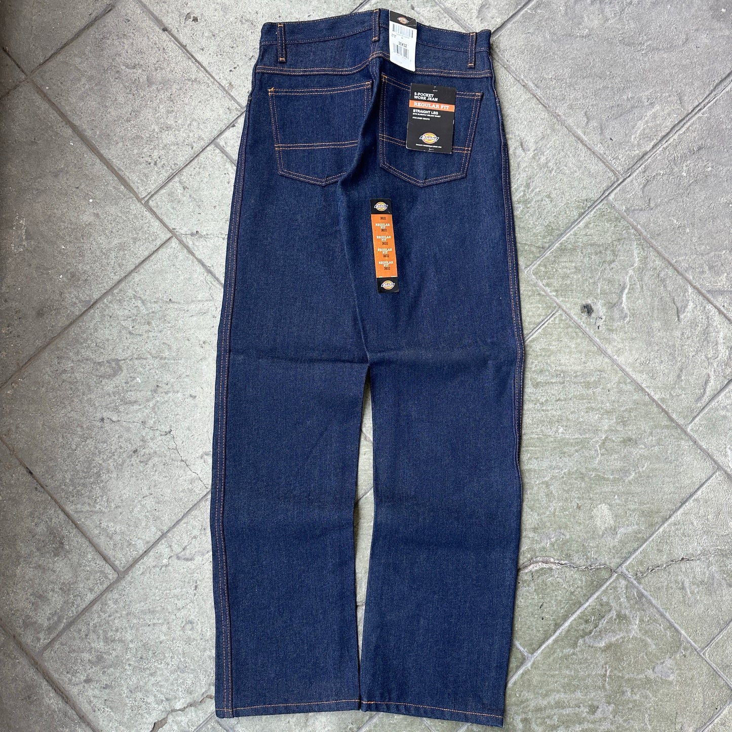 Pantalon Dickies De Hombre Talla 30x32 Color Azul Nuevo Con etiquetas Corte Regular o Recto