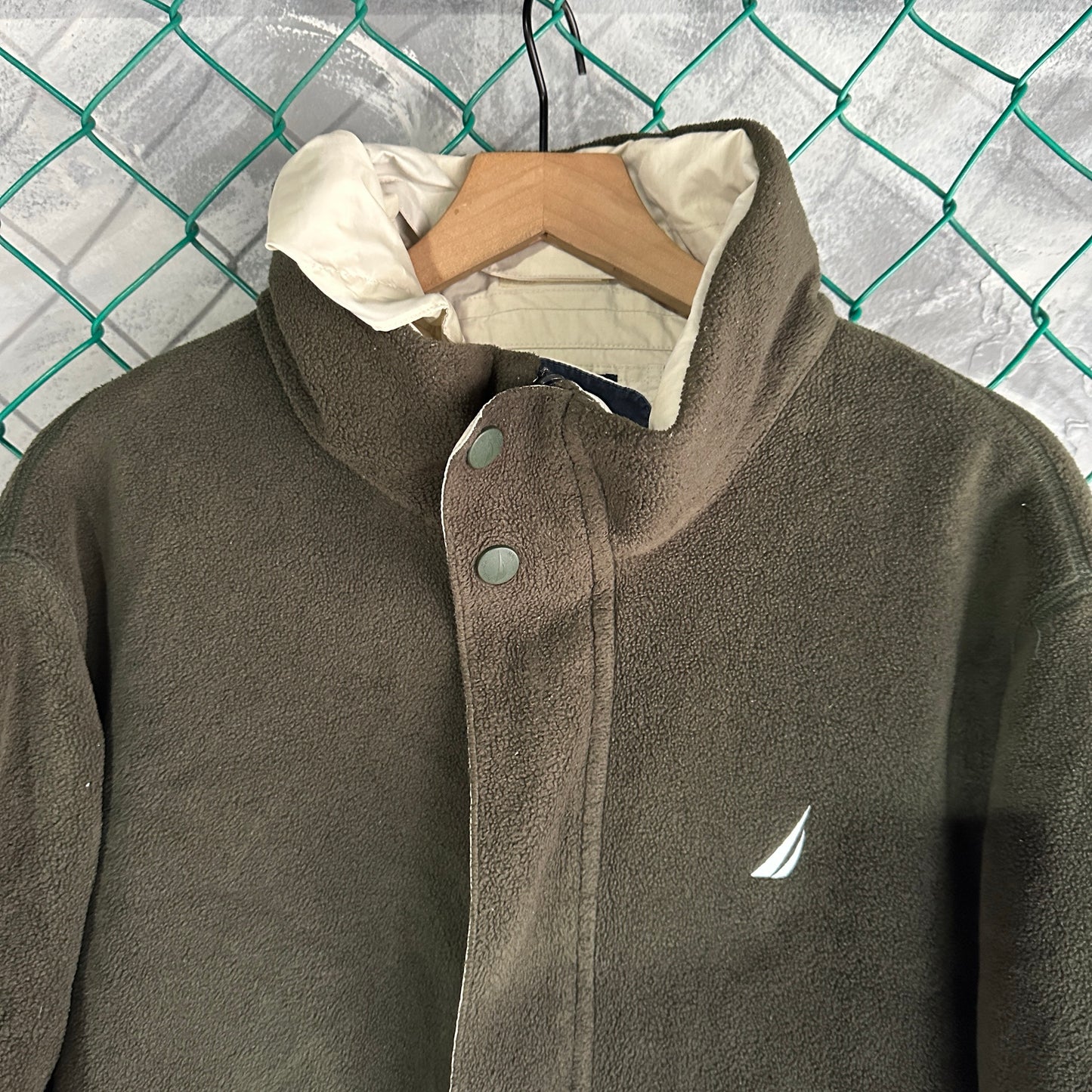 Chamarra Nautica De Hombre Talla XL Color Verde Y Beige Doble Vista Vintage Fleece Rompevientos