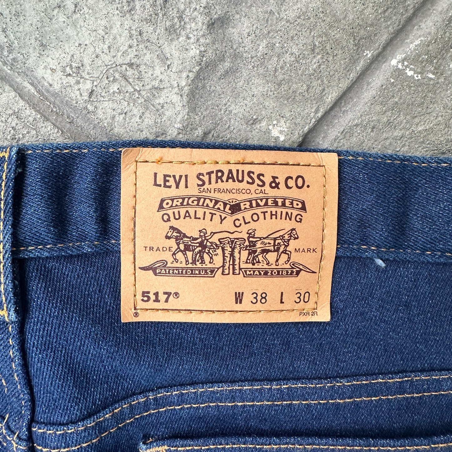 Pantalon Levis De Hombre Talla 38x30 Color Azul Corte Acampanado 517 Vintage BootCut