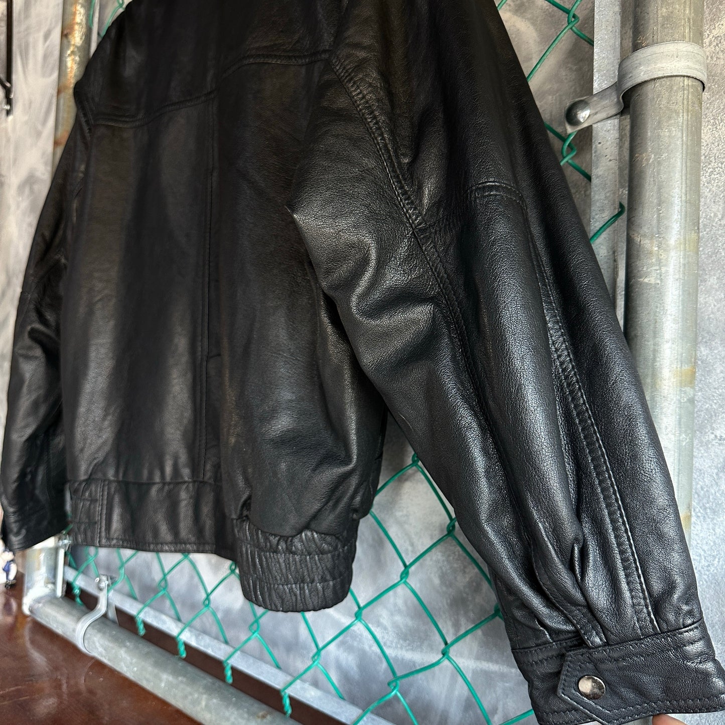 Chamarra De Cuero Vintage Mirage De Hombre Talla L Color Negro Piel Geniuna